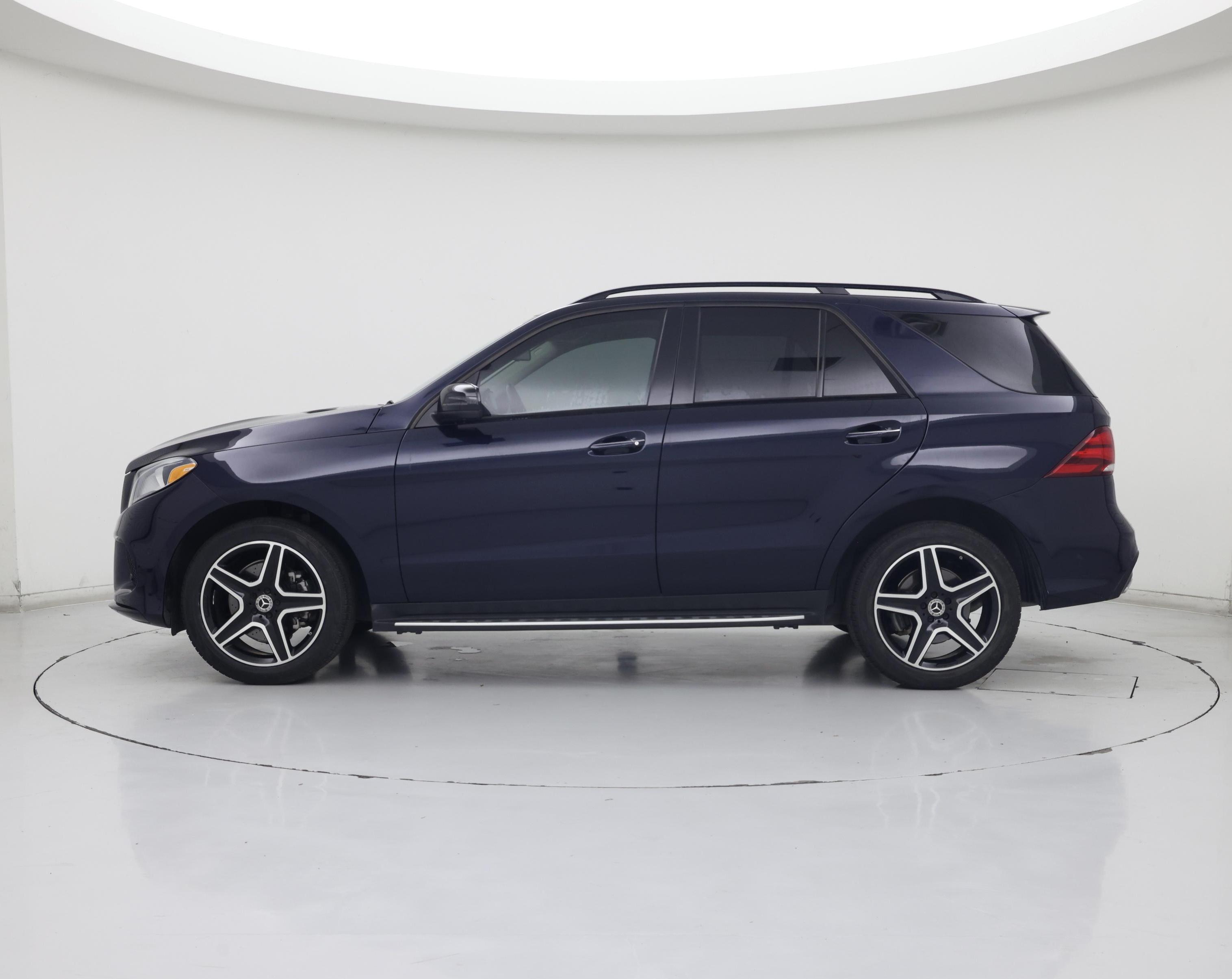 Thumbnail: 2018 Mercedes-Benz GLE - 3