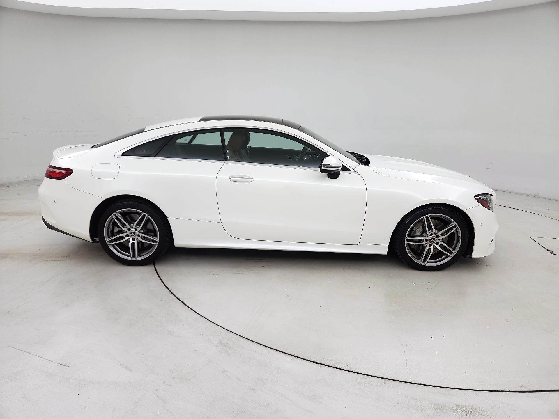 Thumbnail: 2018 Mercedes-Benz E-Class - 4