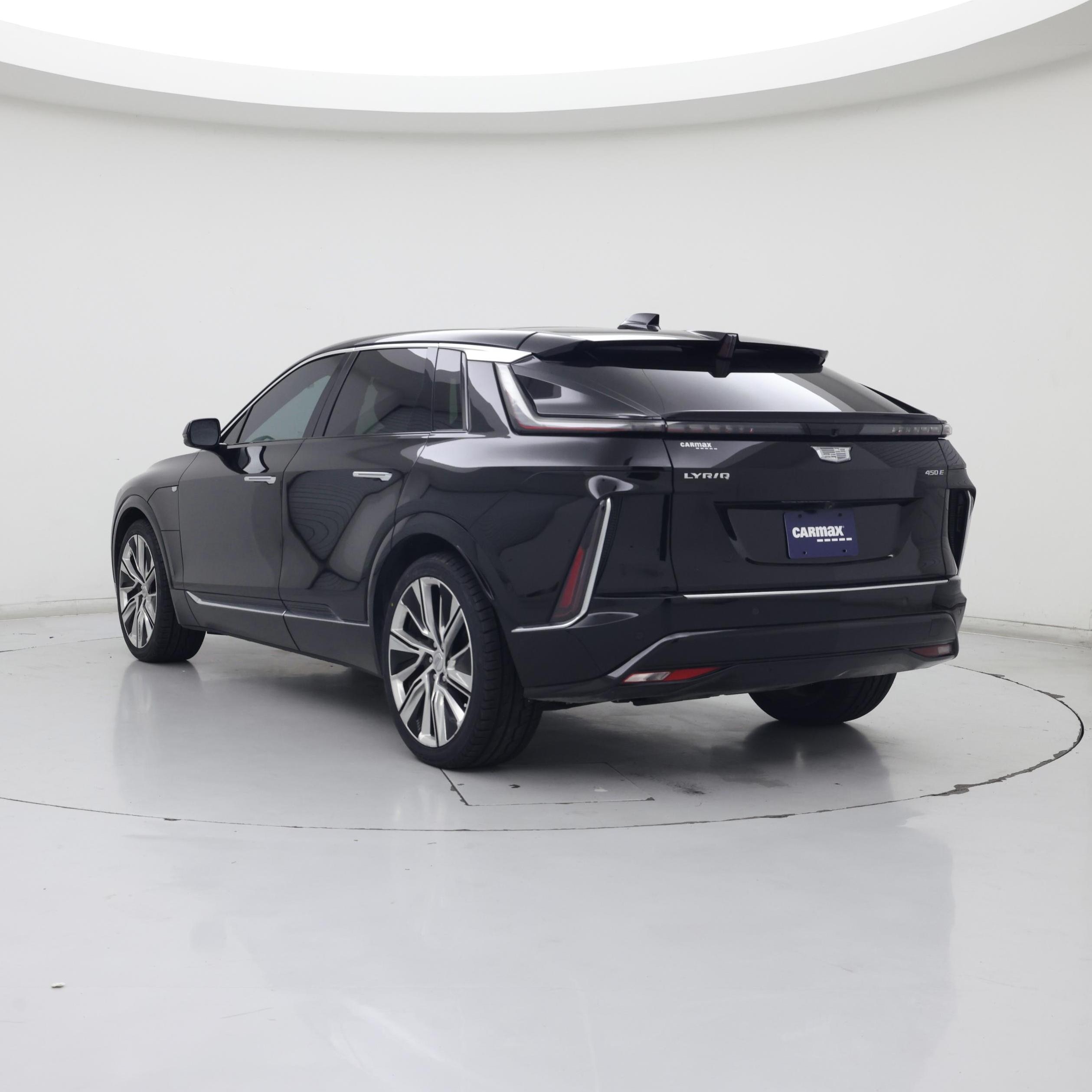Thumbnail: 2024 Cadillac Lyriq - 2