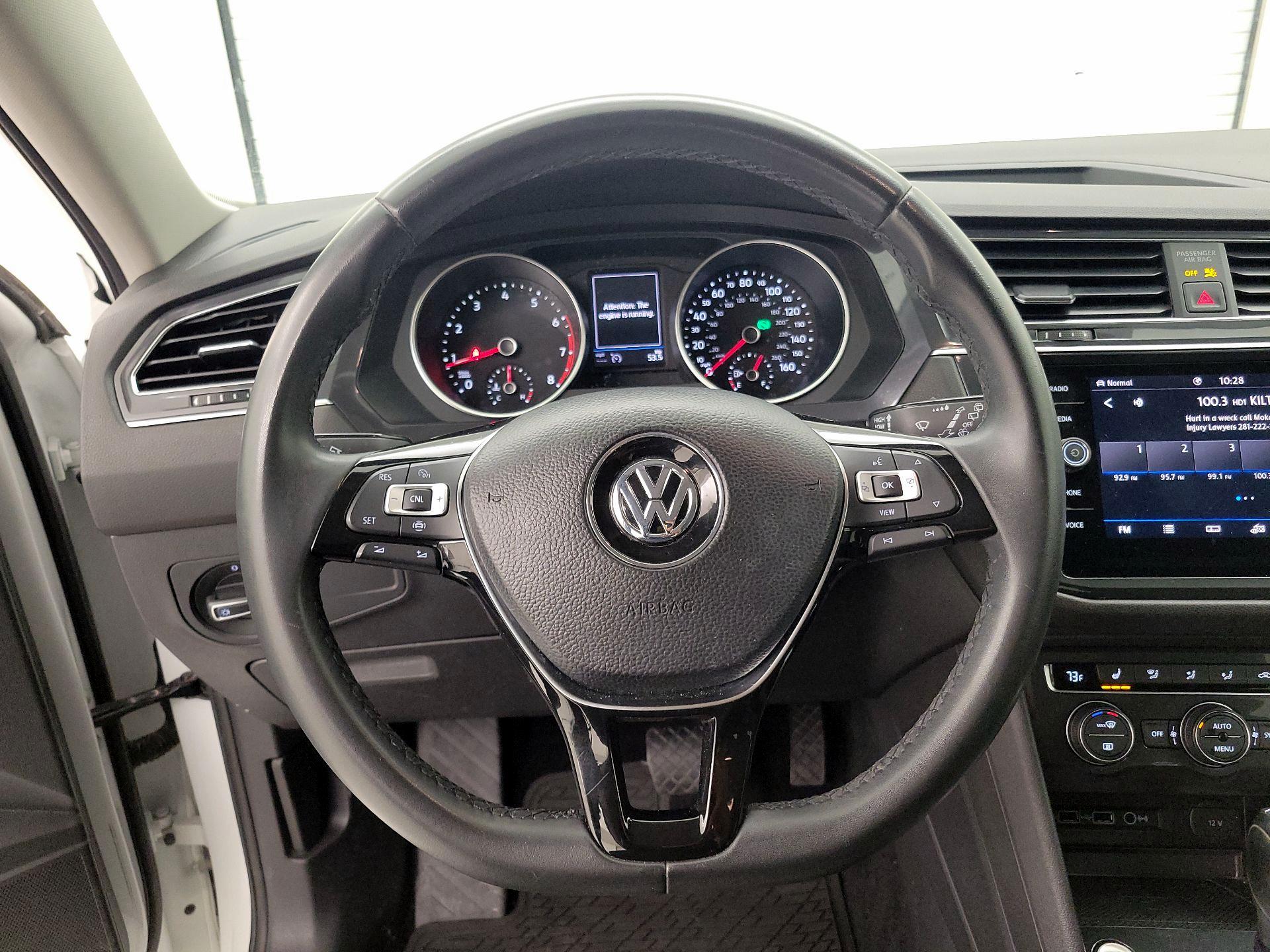 Thumbnail: 2020 Volkswagen Tiguan - 10