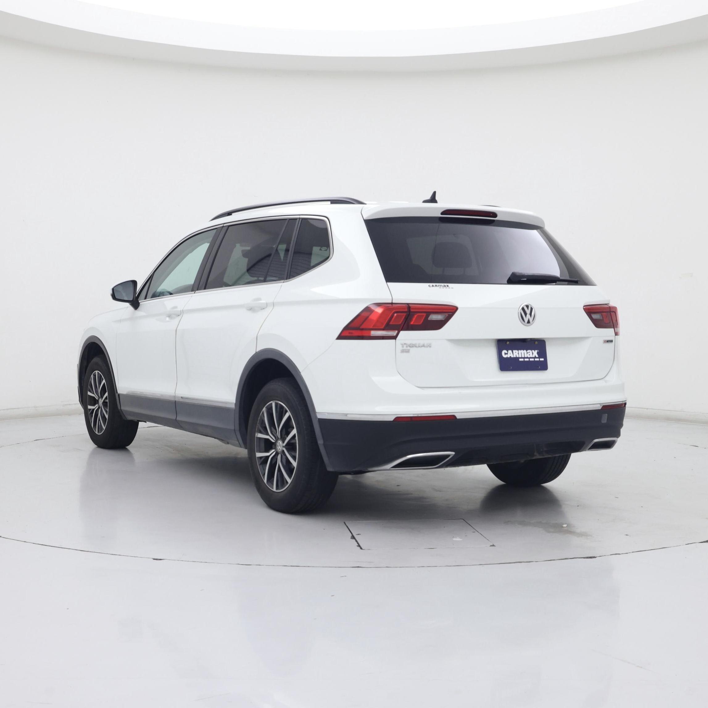 Thumbnail: 2020 Volkswagen Tiguan - 2