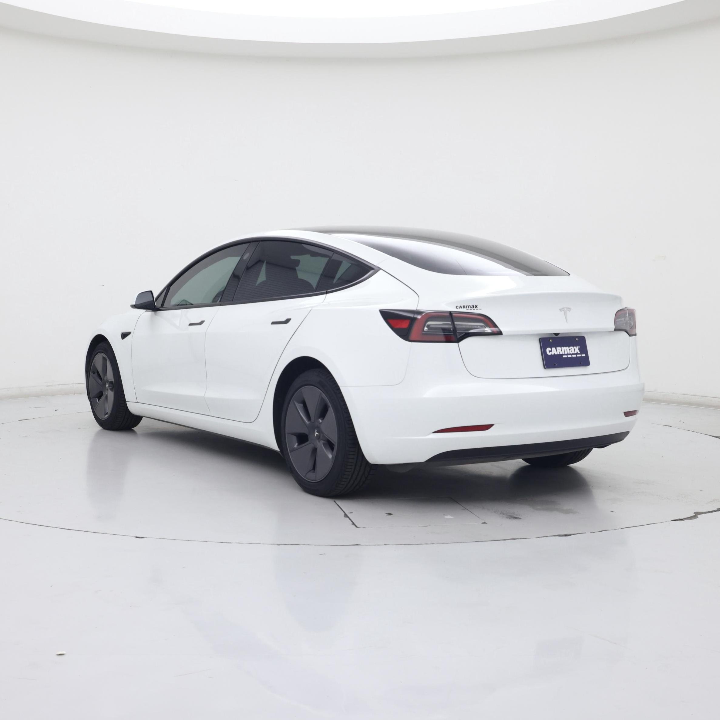 Thumbnail: 2023 Tesla Model 3 - 2