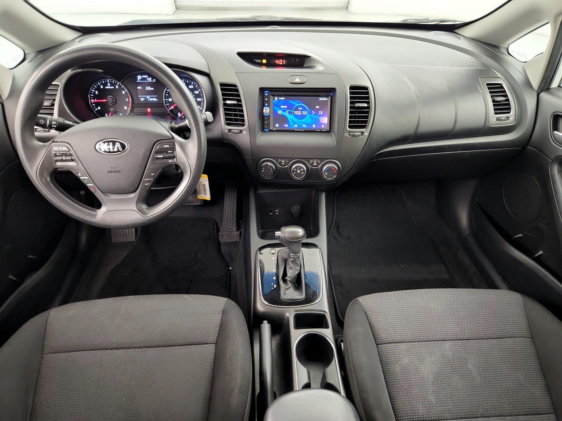 Thumbnail: 2018 Kia Forte - 9