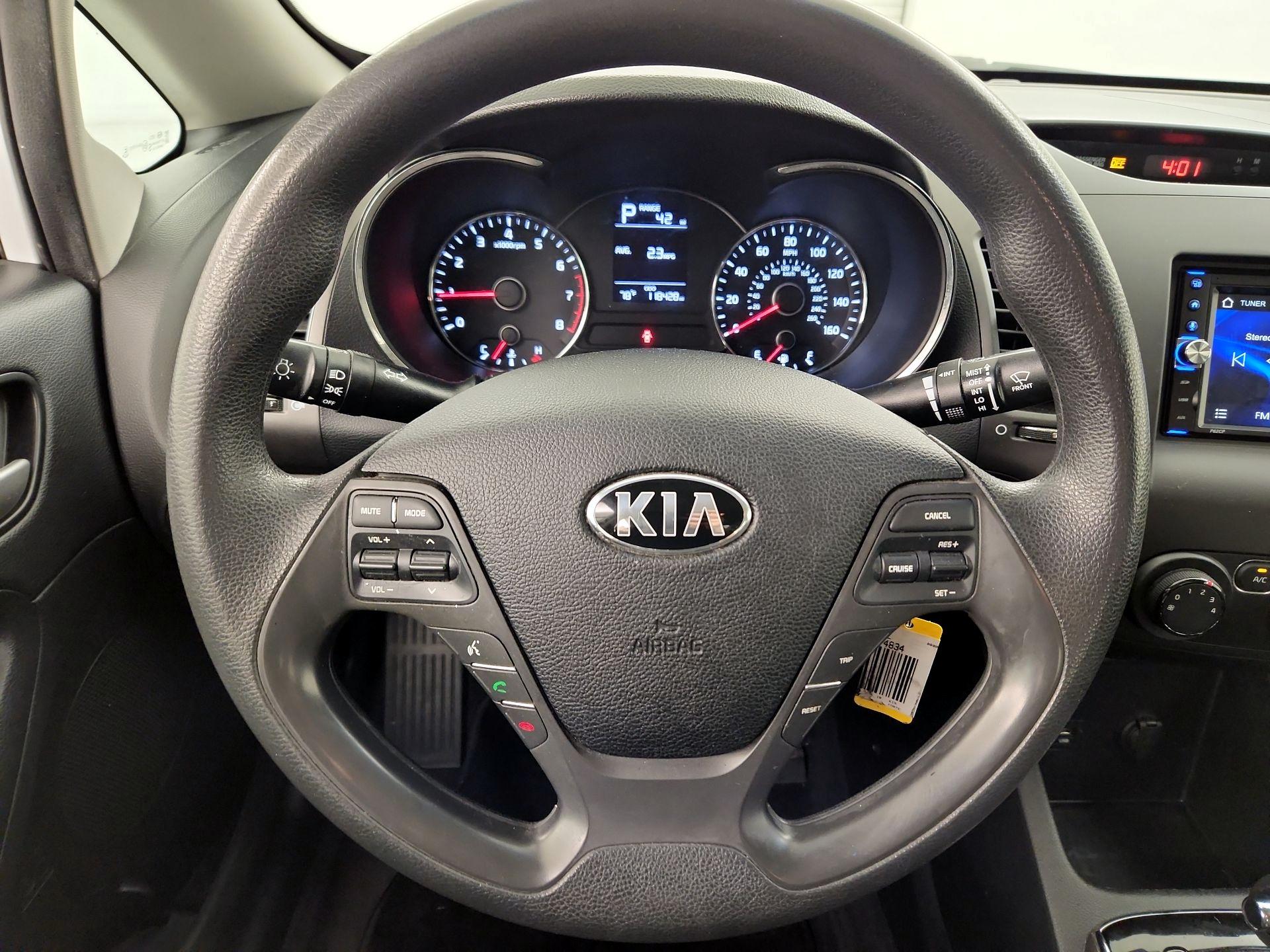 Thumbnail: 2018 Kia Forte - 10