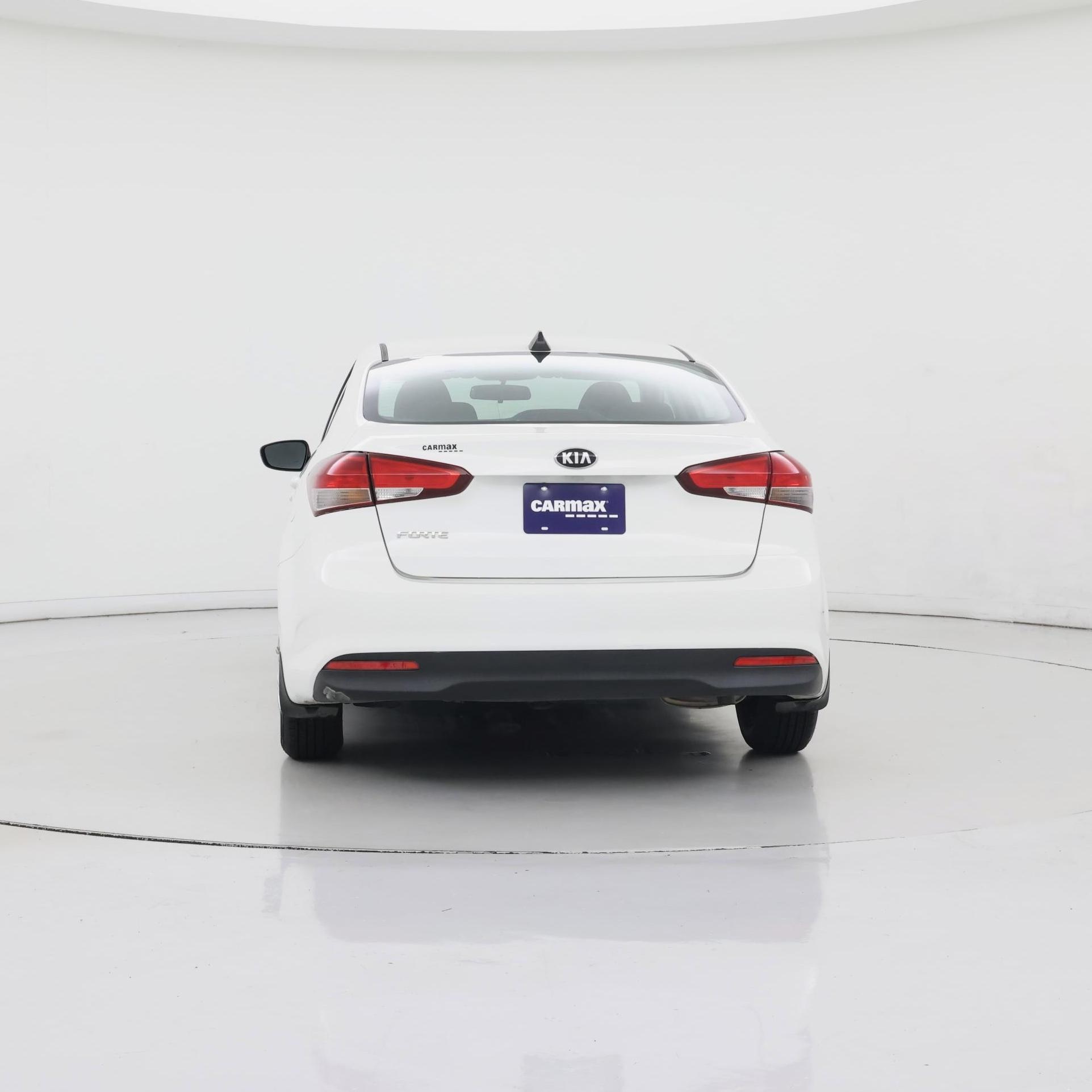 Thumbnail: 2018 Kia Forte - 6