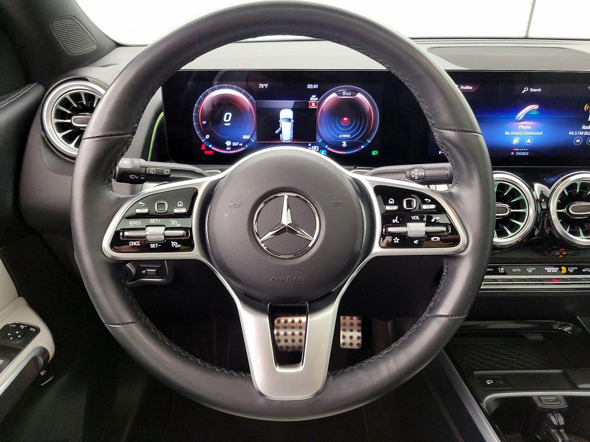 Thumbnail: 2023 Mercedes-Benz GLB - 10