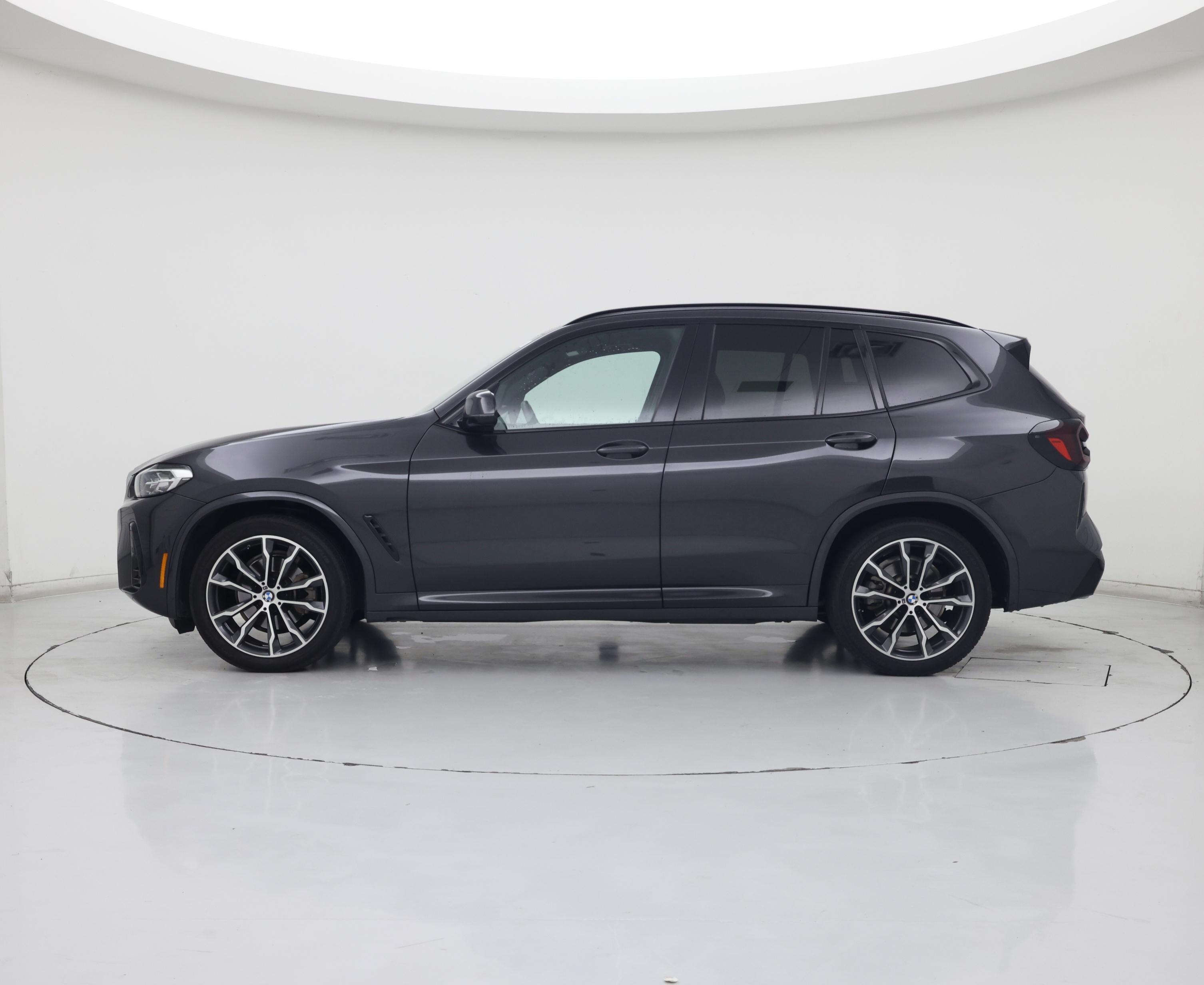 Thumbnail: 2022 BMW X3 - 3