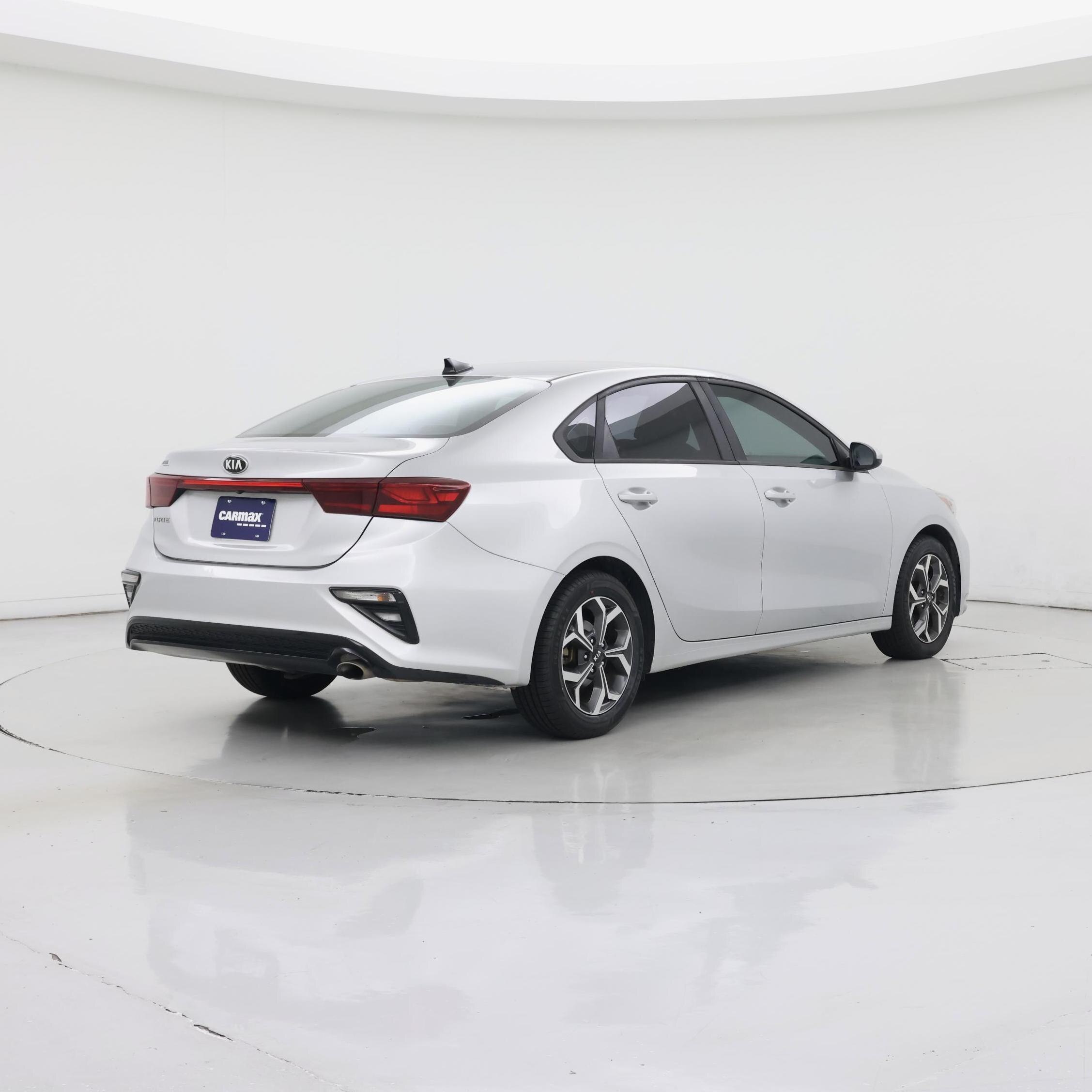 Thumbnail: 2019 Kia Forte - 8