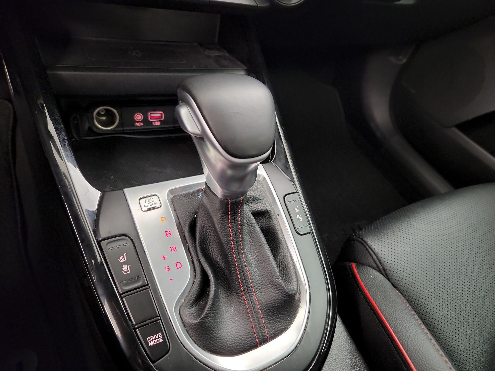 Thumbnail: 2020 Kia Forte - 17