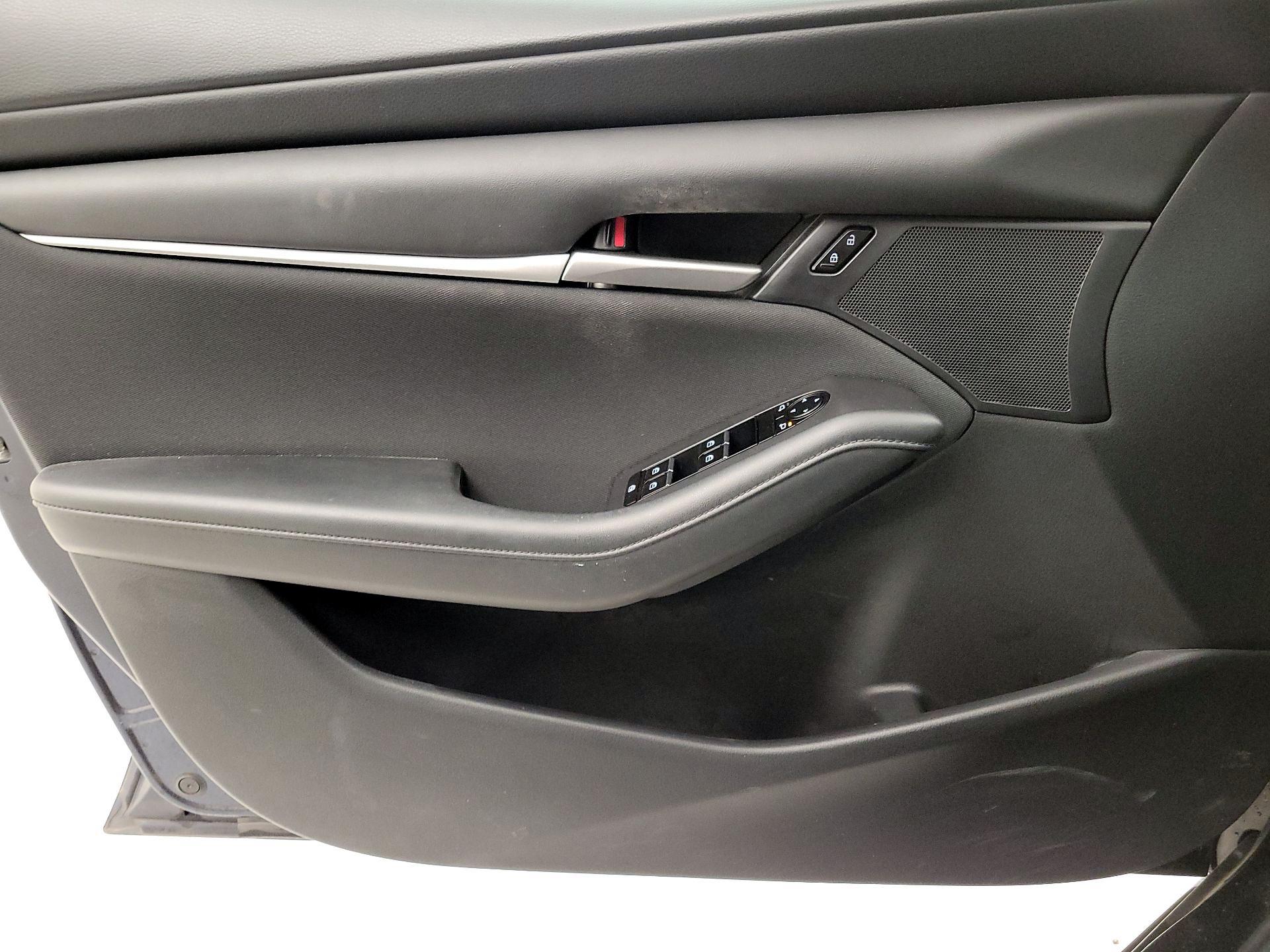 Thumbnail: 2022 Mazda Mazda3 - 12