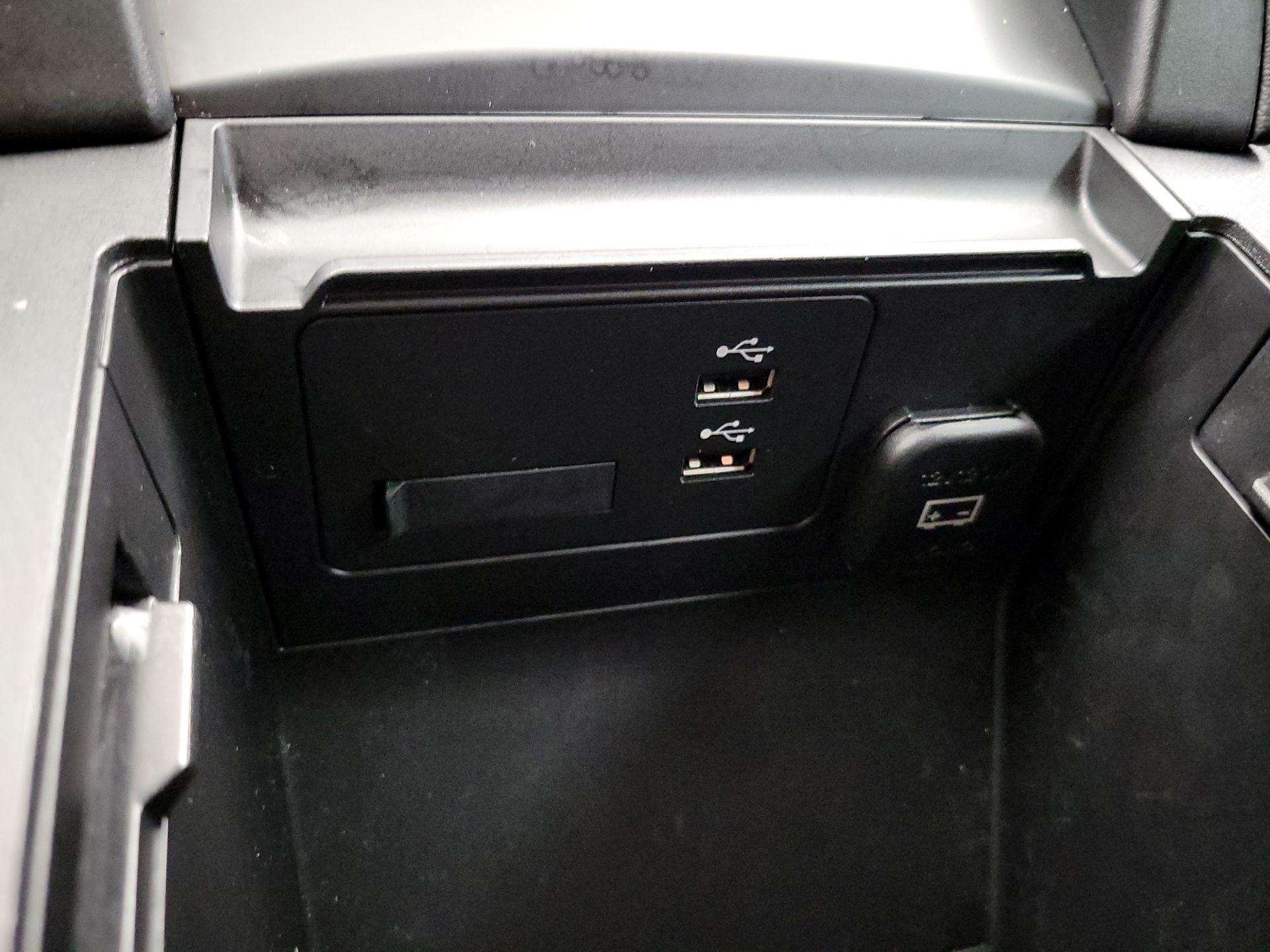 Thumbnail: 2022 Mazda Mazda3 - 18