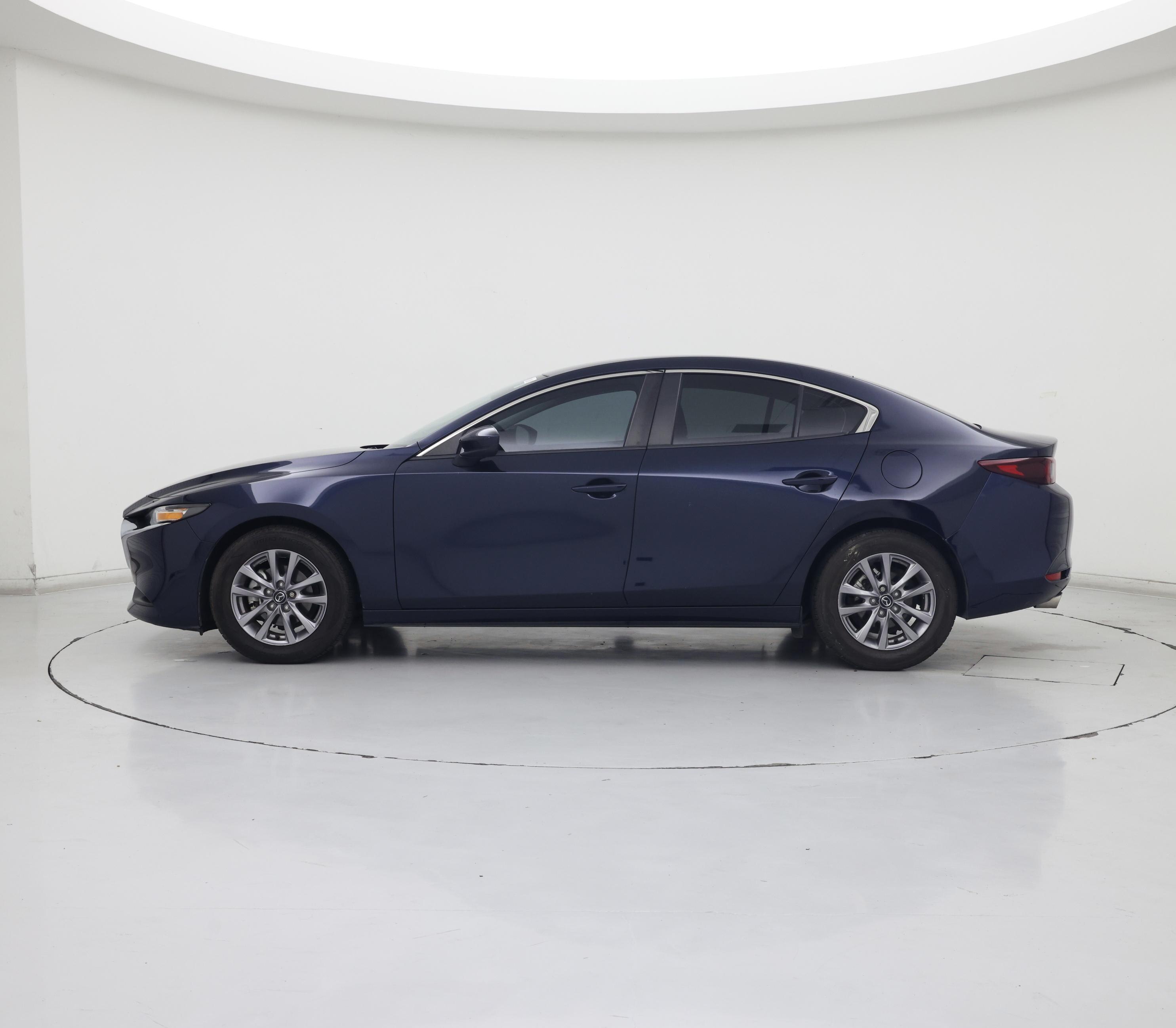 Thumbnail: 2022 Mazda Mazda3 - 3