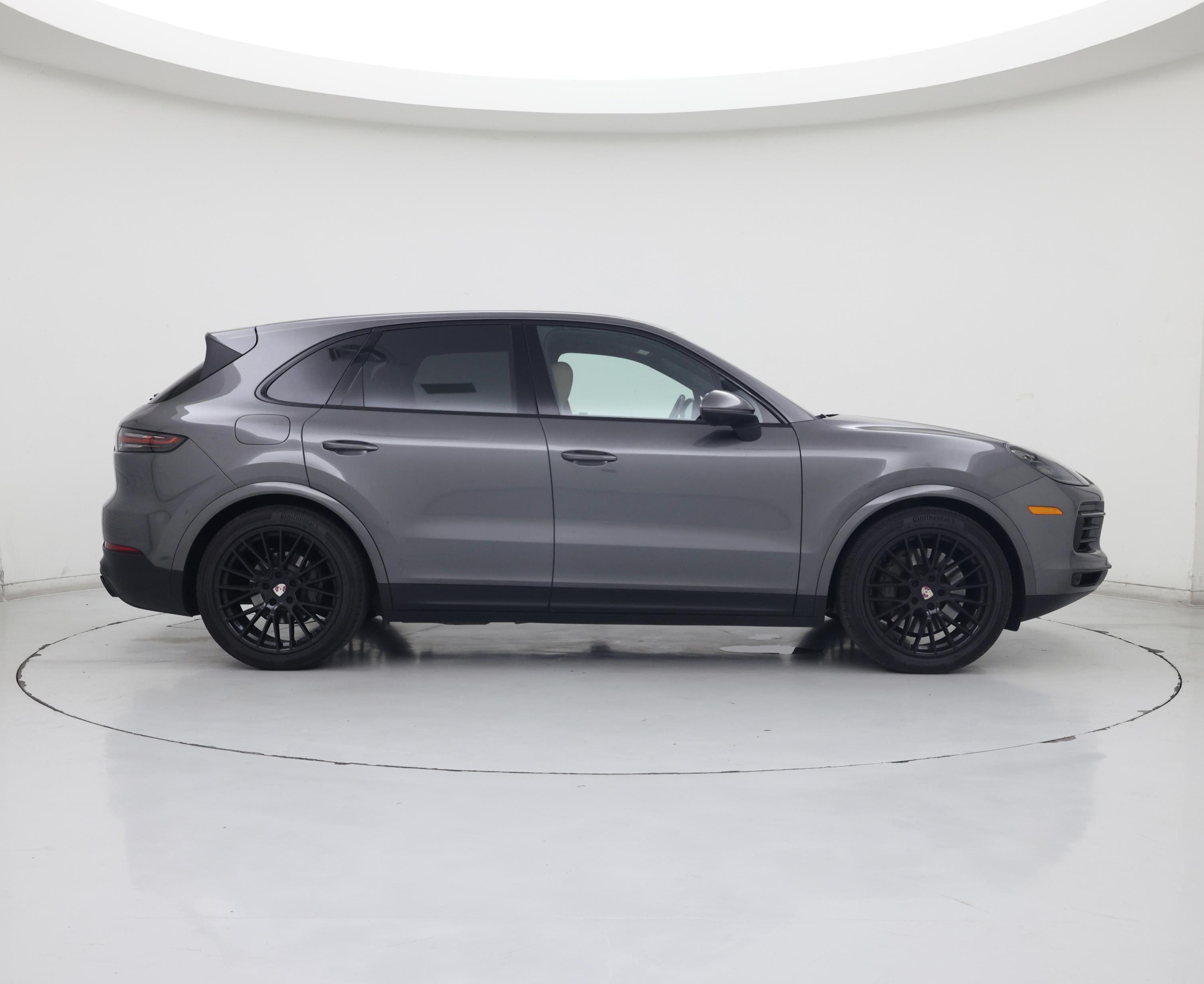 Thumbnail: 2020 Porsche Cayenne - 7