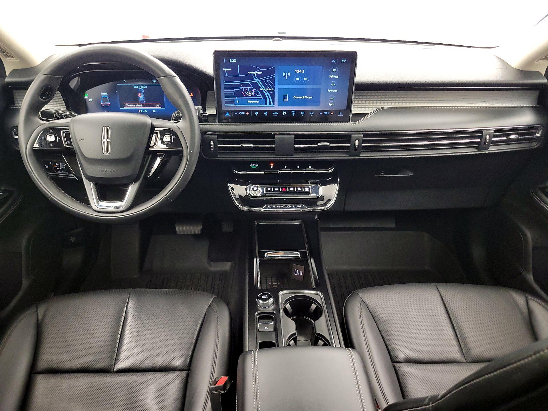 Thumbnail: 2023 Lincoln Corsair - 9