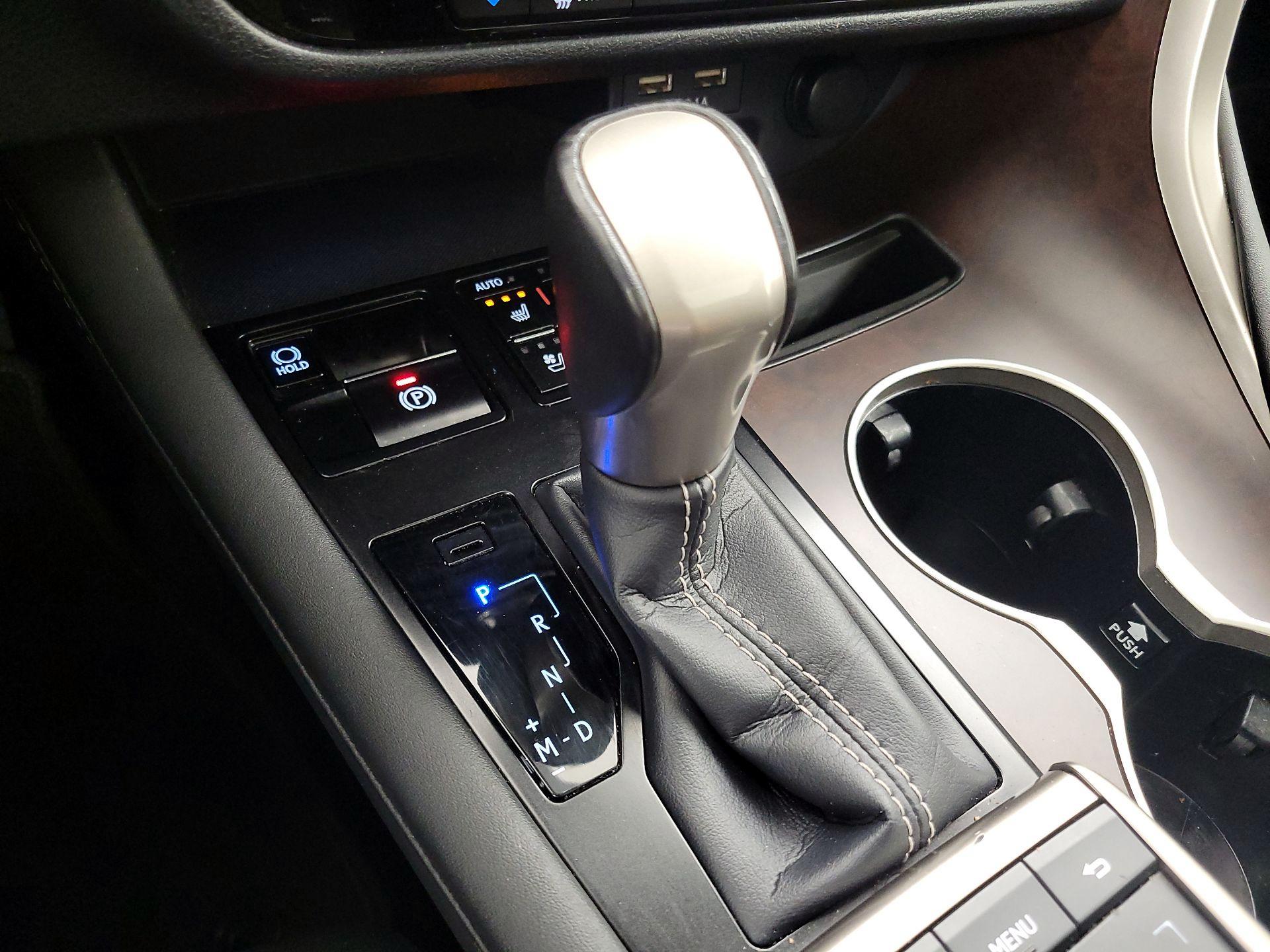 Thumbnail: 2022 Lexus RX - 18