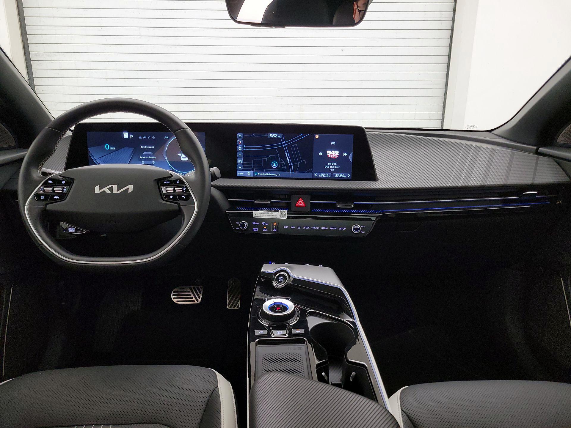 Thumbnail: 2023 Kia EV6 - 9
