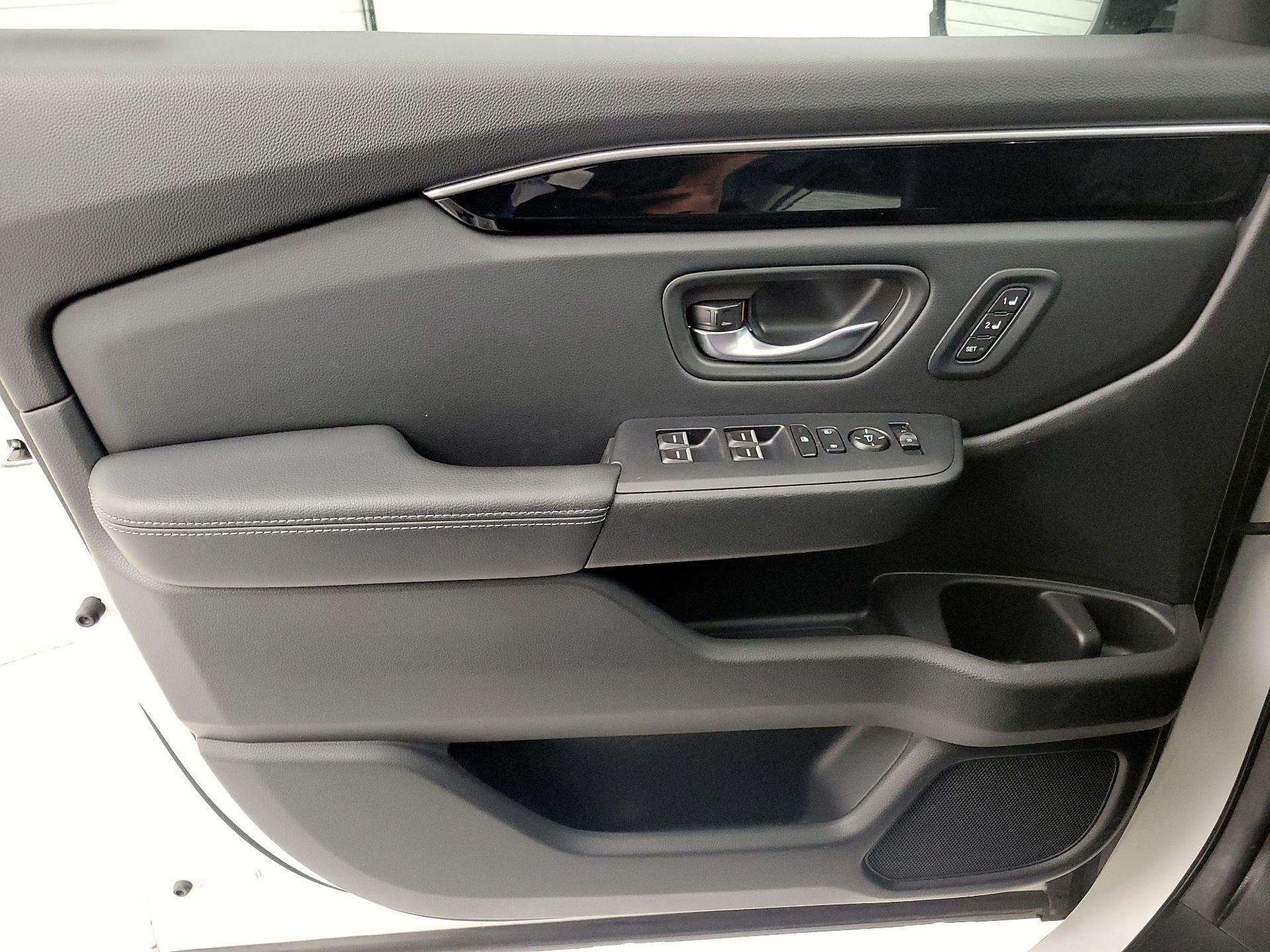 Thumbnail: 2025 Honda Pilot - 12