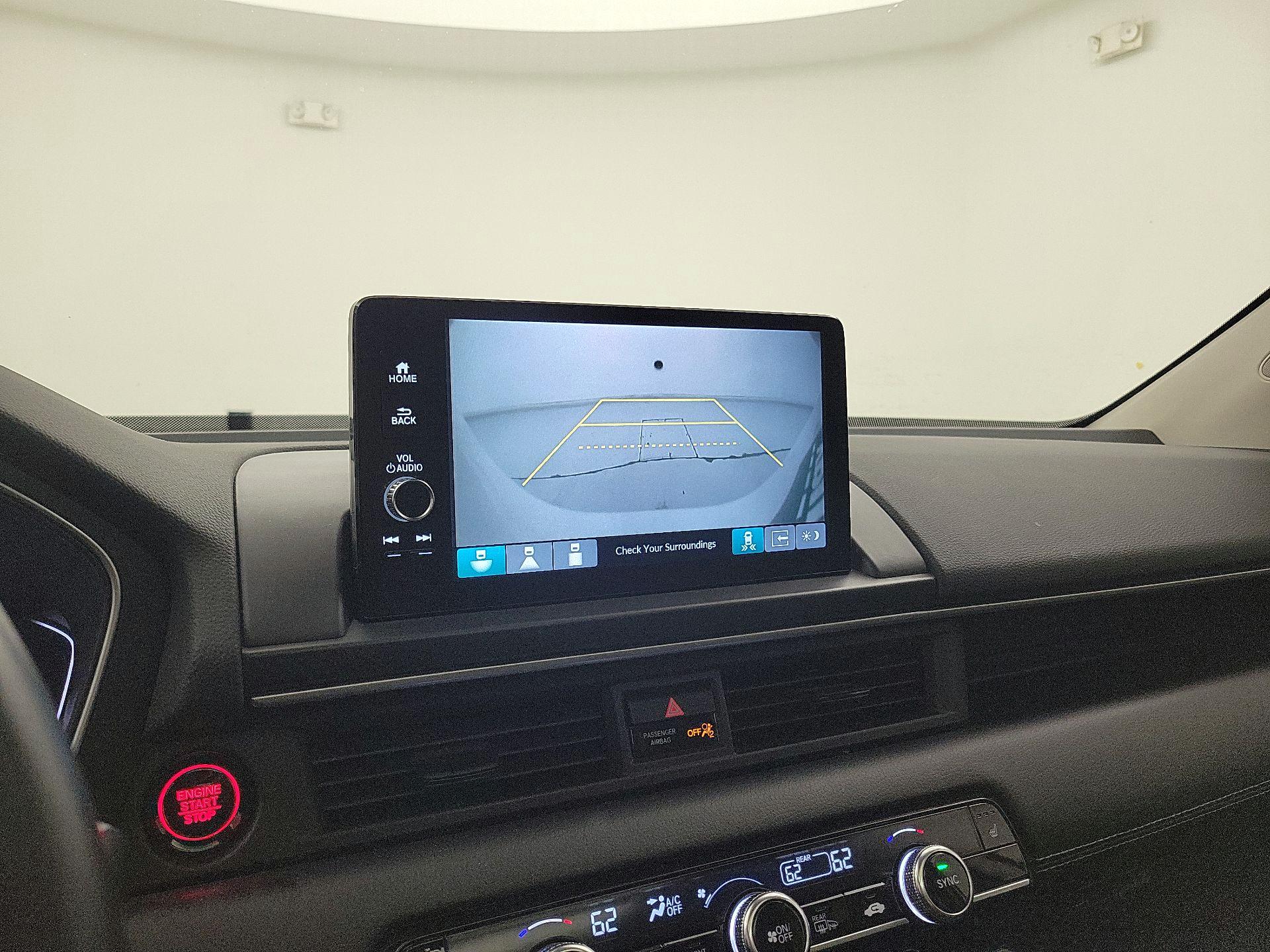 Thumbnail: 2025 Honda Pilot - 15