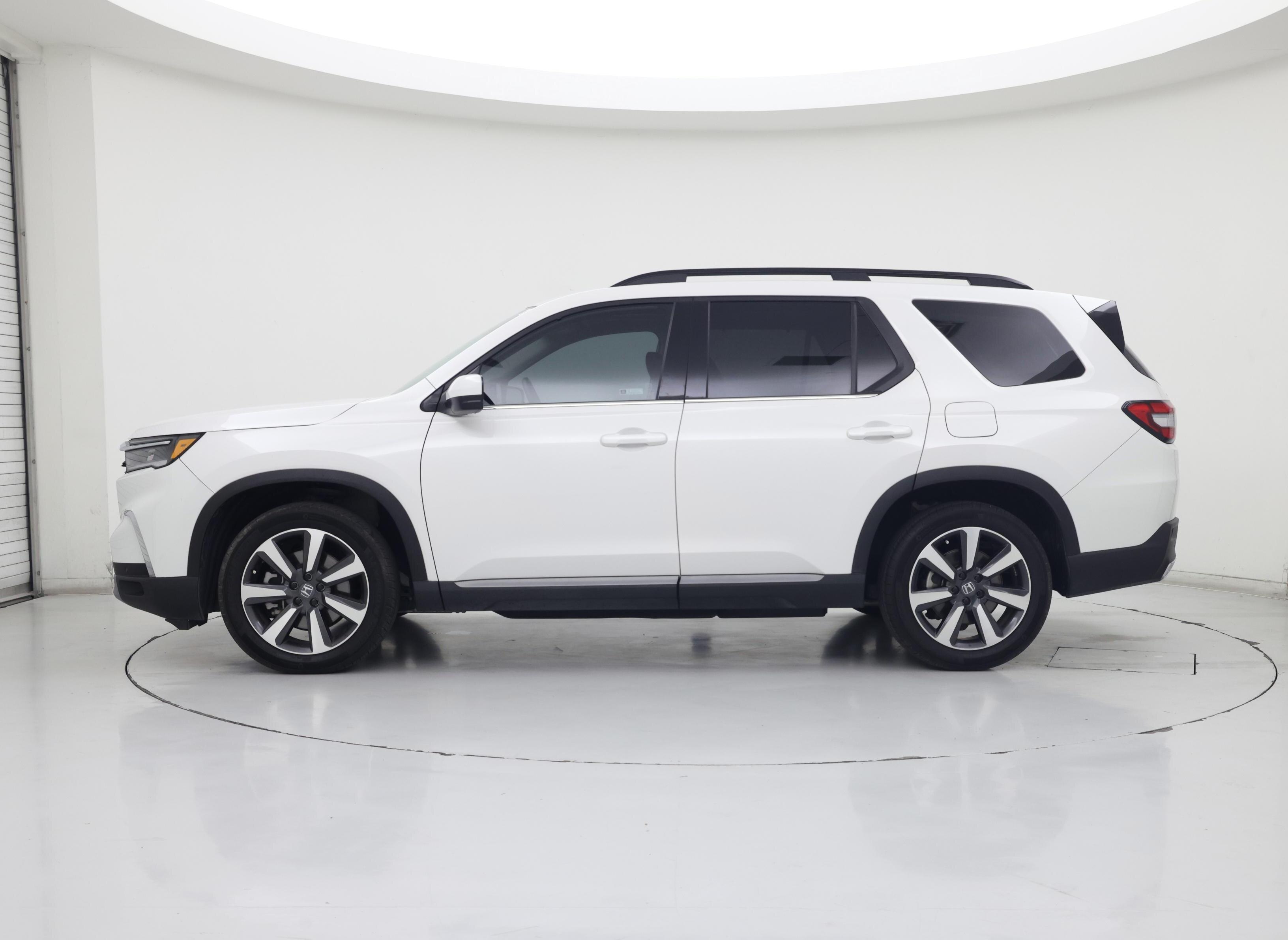 Thumbnail: 2025 Honda Pilot - 3