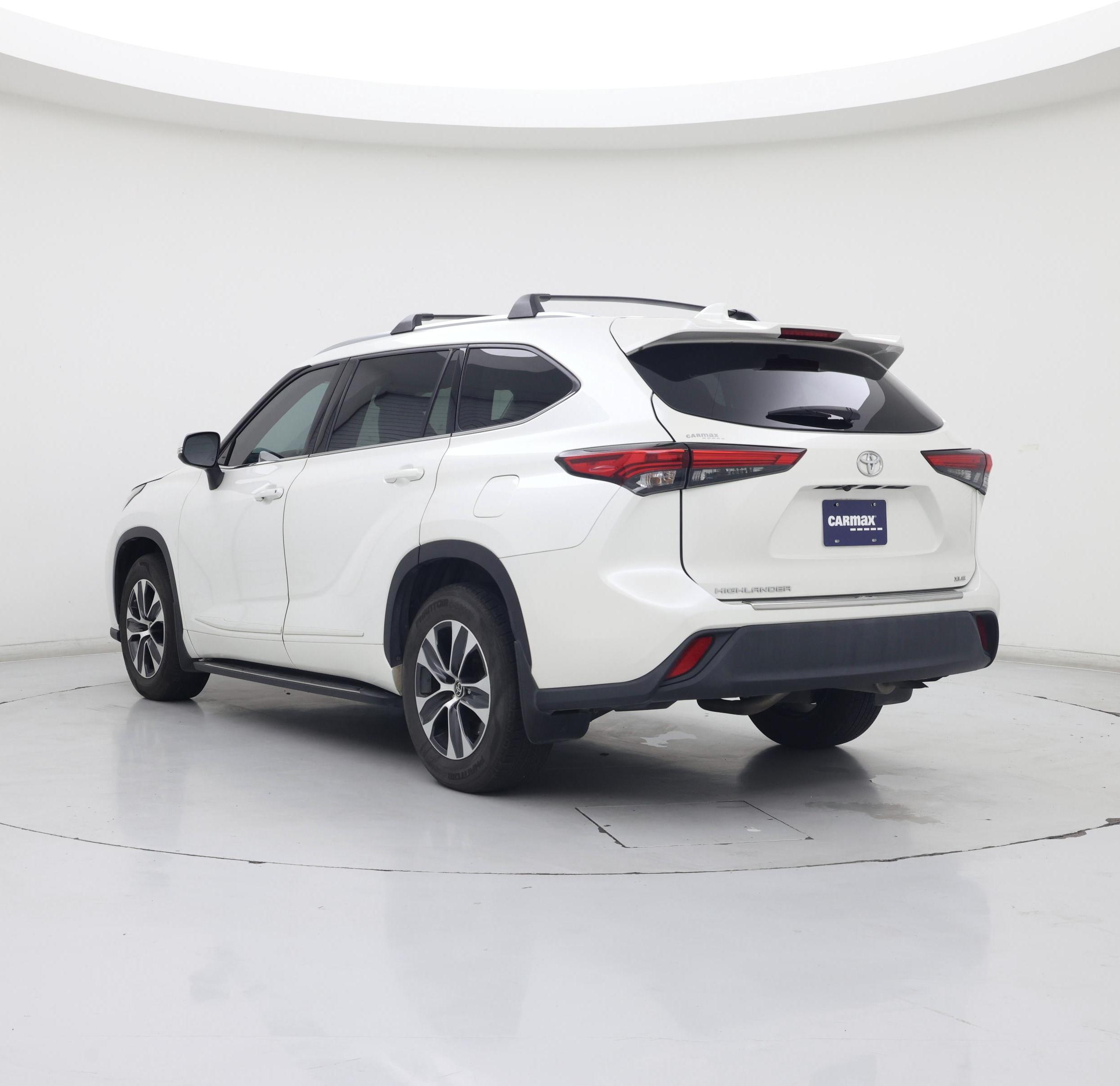 Thumbnail: 2021 Toyota Highlander - 2