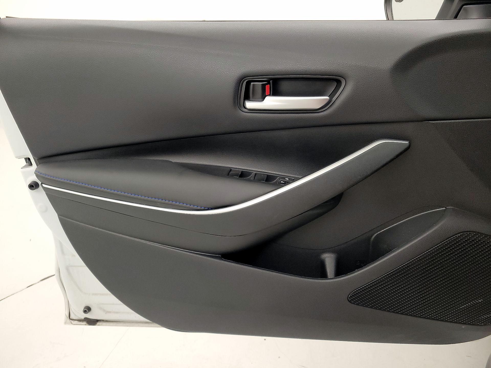 Thumbnail: 2022 Toyota Corolla - 12