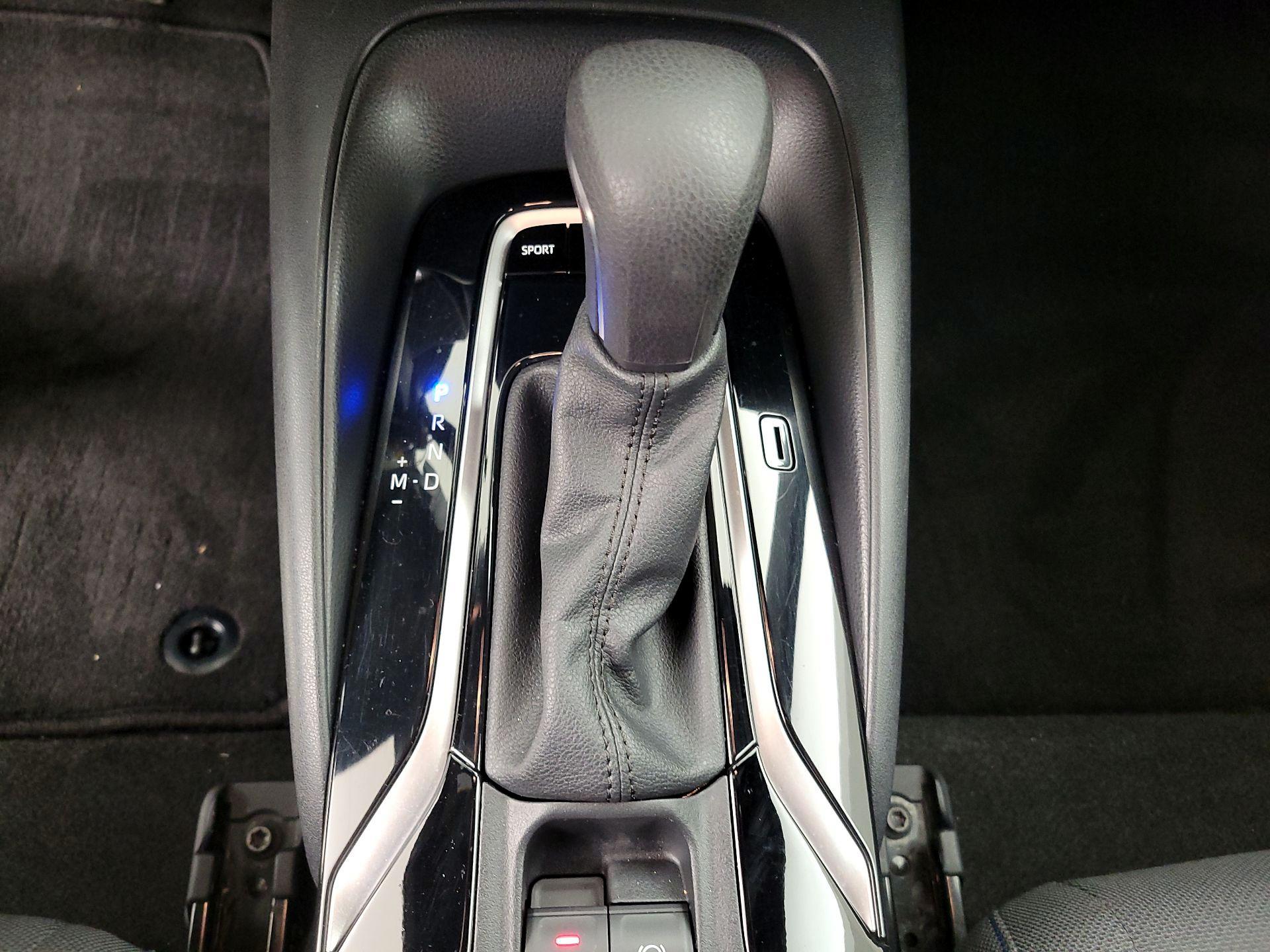 Thumbnail: 2022 Toyota Corolla - 17