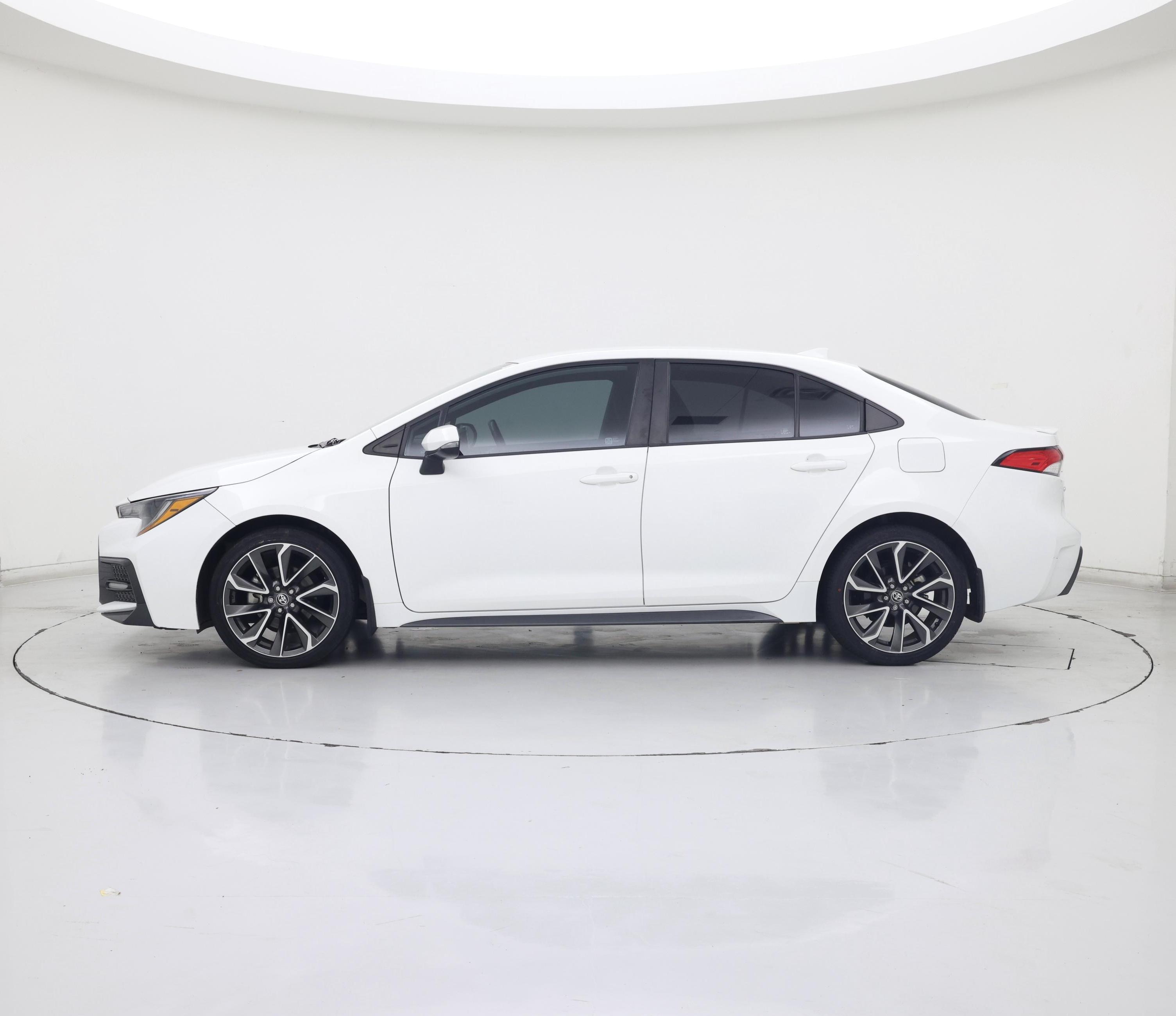 Thumbnail: 2022 Toyota Corolla - 3