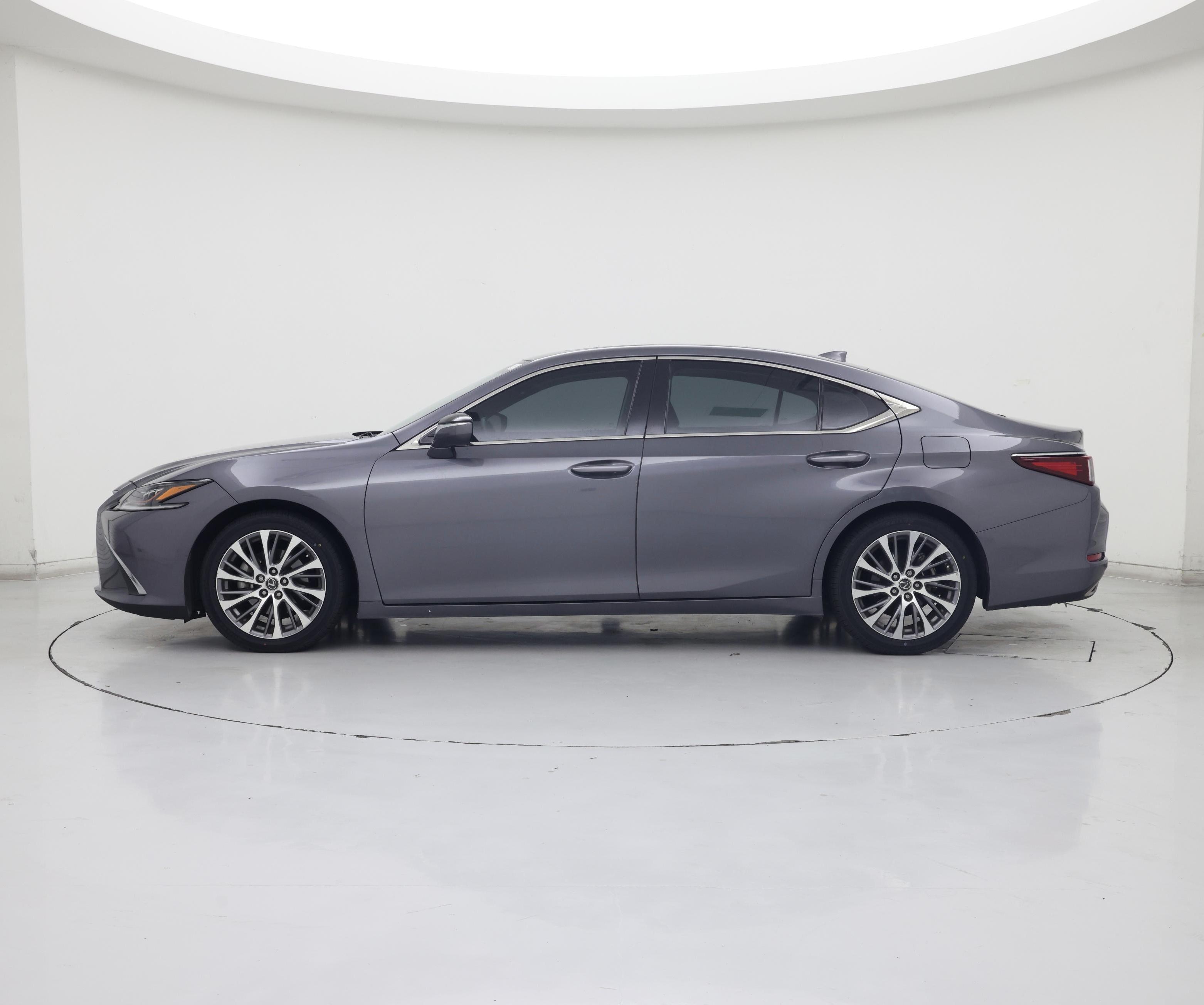 Thumbnail: 2019 Lexus ES - 3