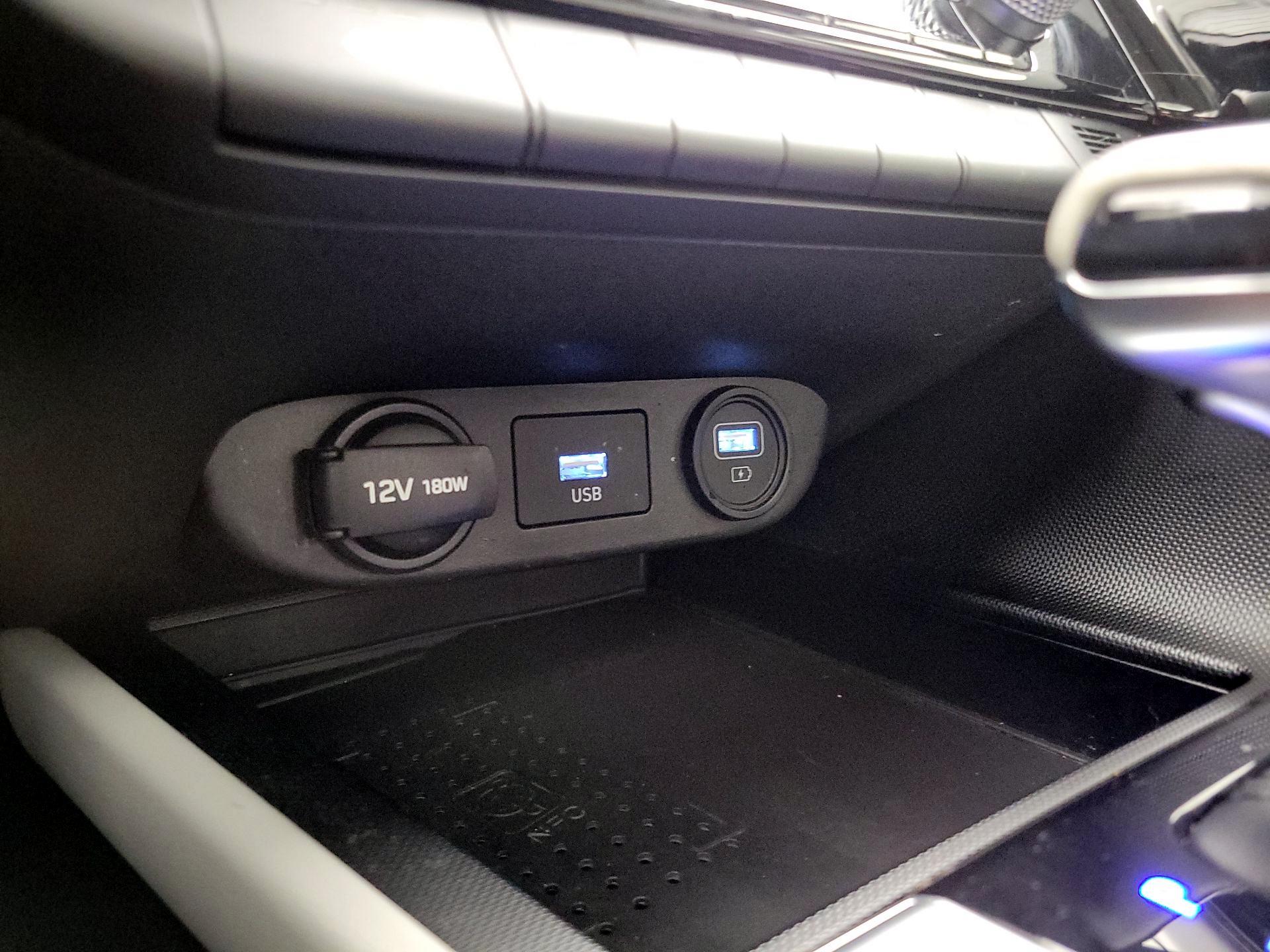 Thumbnail: 2023 Hyundai Elantra - 19