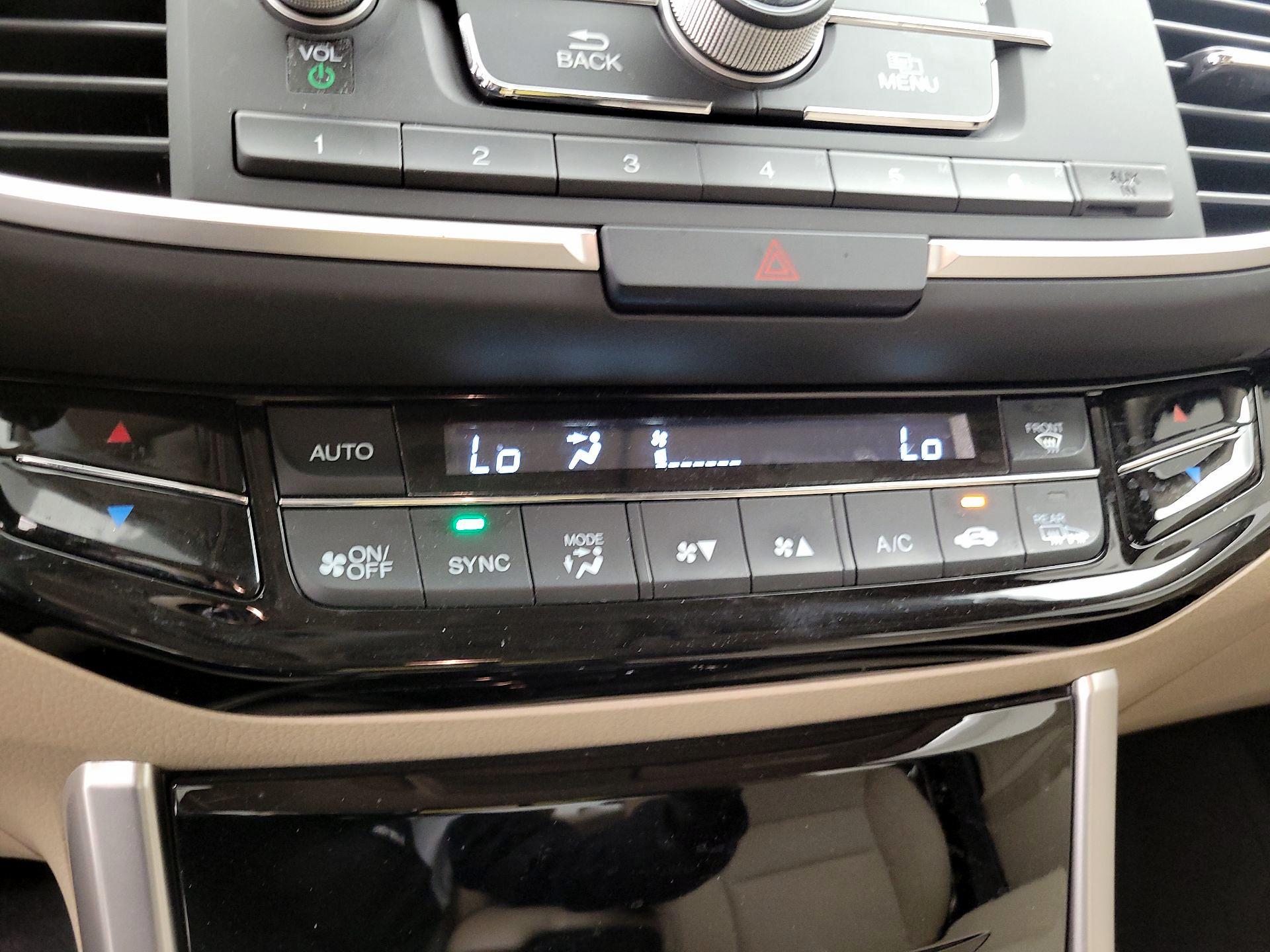 Thumbnail: 2017 Honda Accord - 16