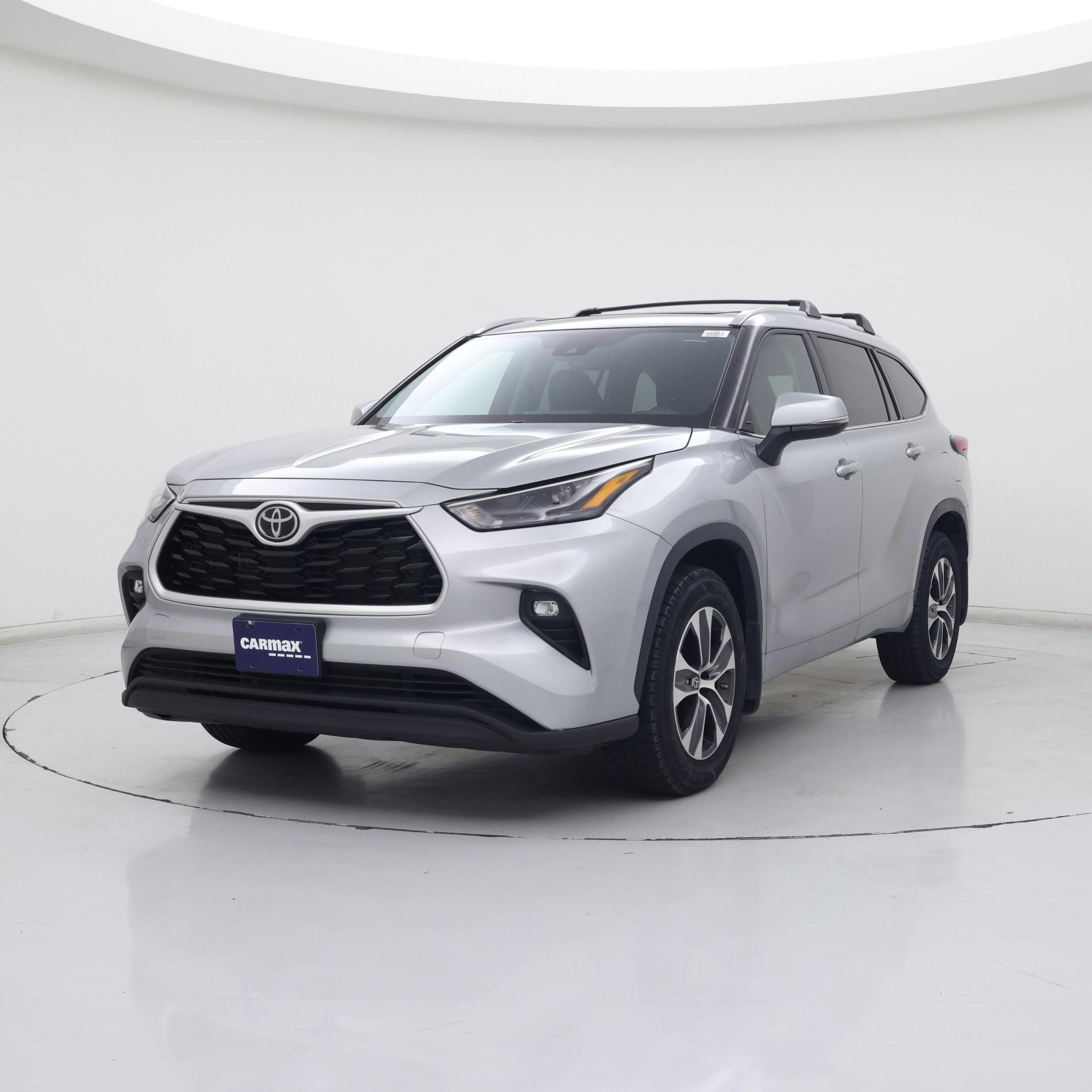 Thumbnail: 2022 Toyota Highlander - 4