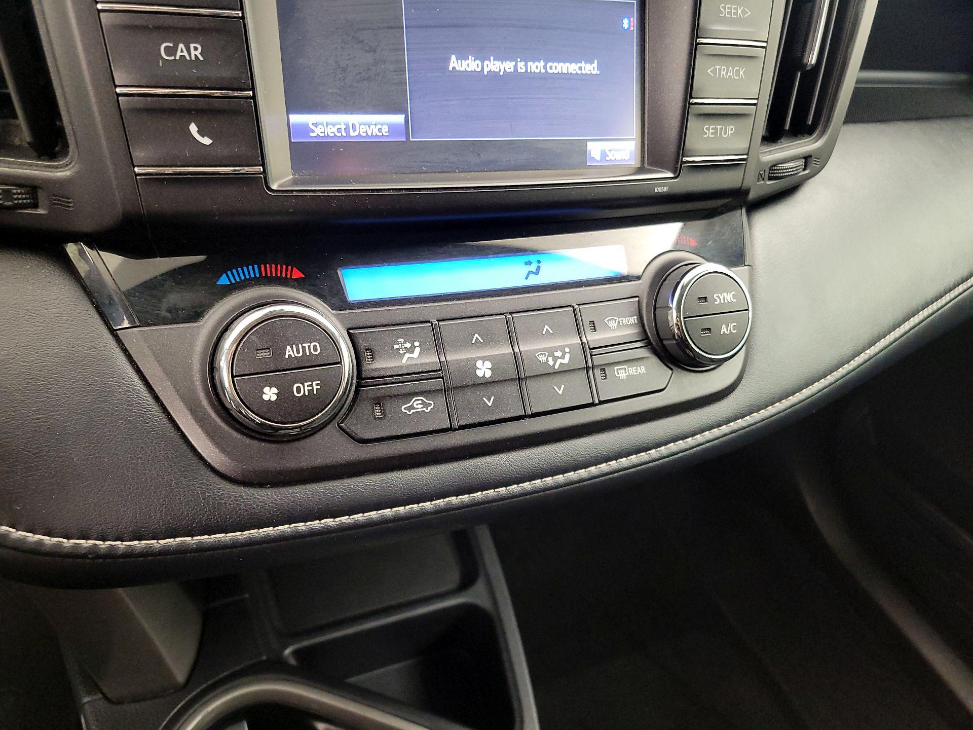 Thumbnail: 2018 Toyota RAV4 - 16