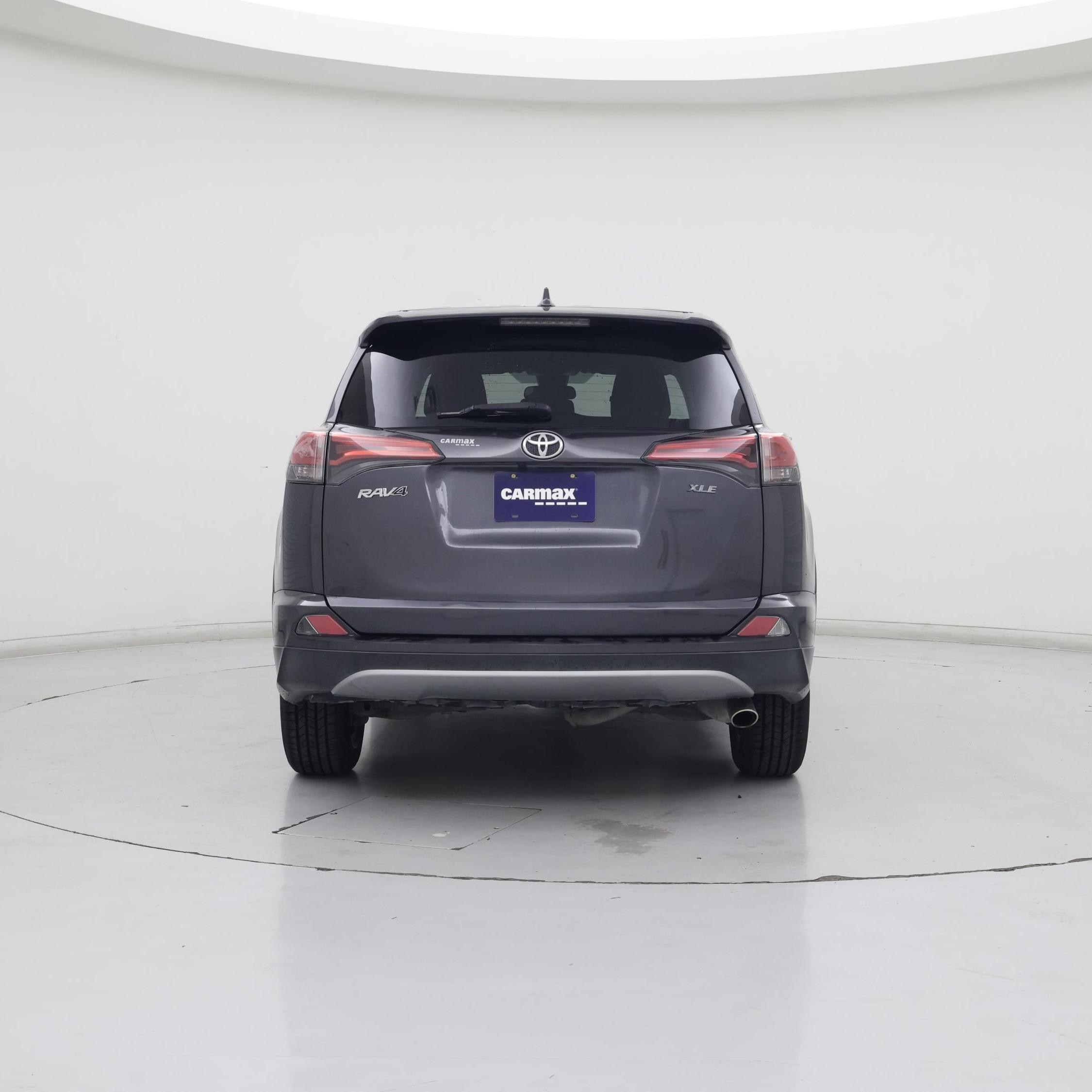 Thumbnail: 2018 Toyota RAV4 - 6