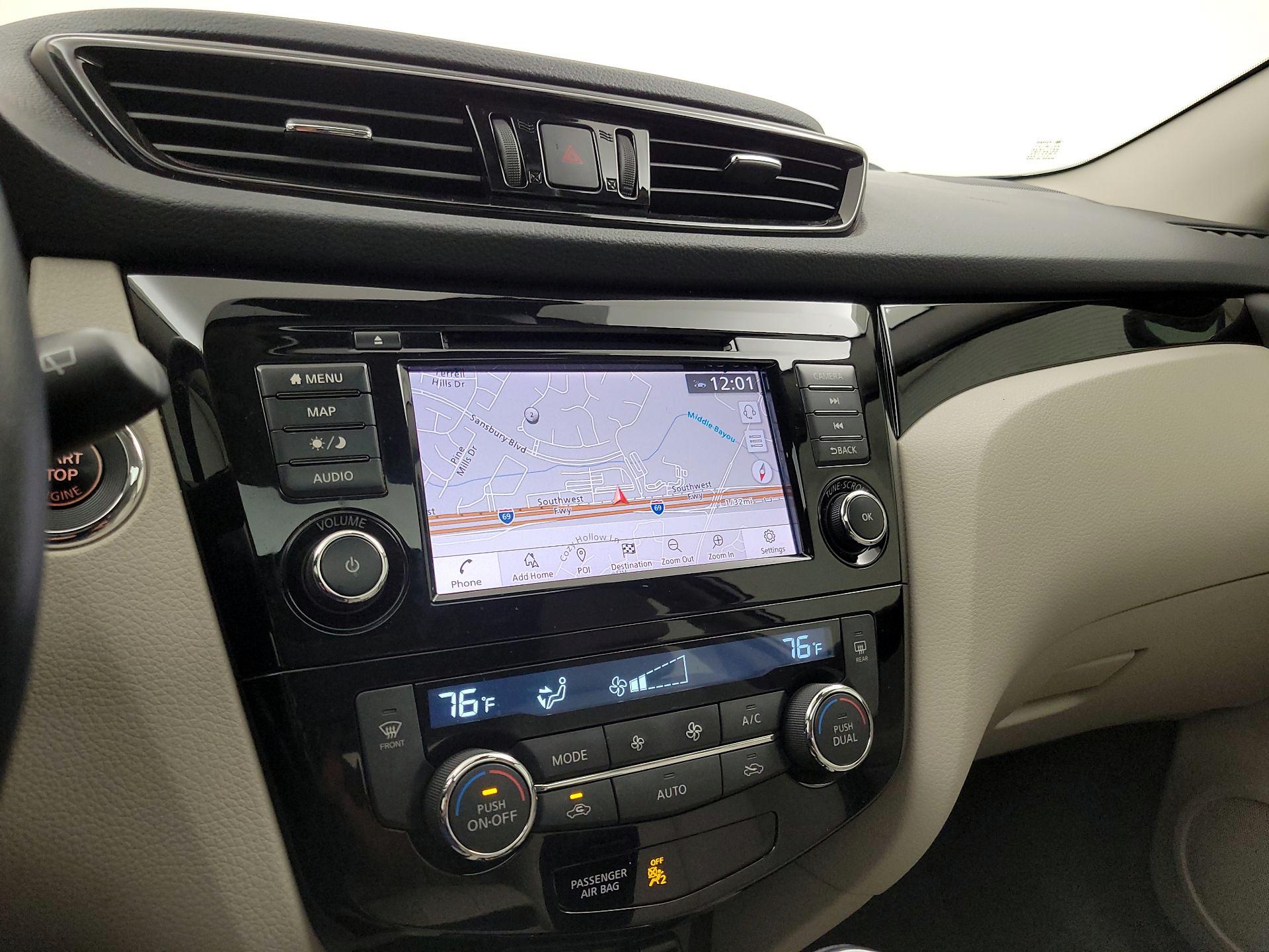 Thumbnail: 2022 Nissan Rogue Sport - 14