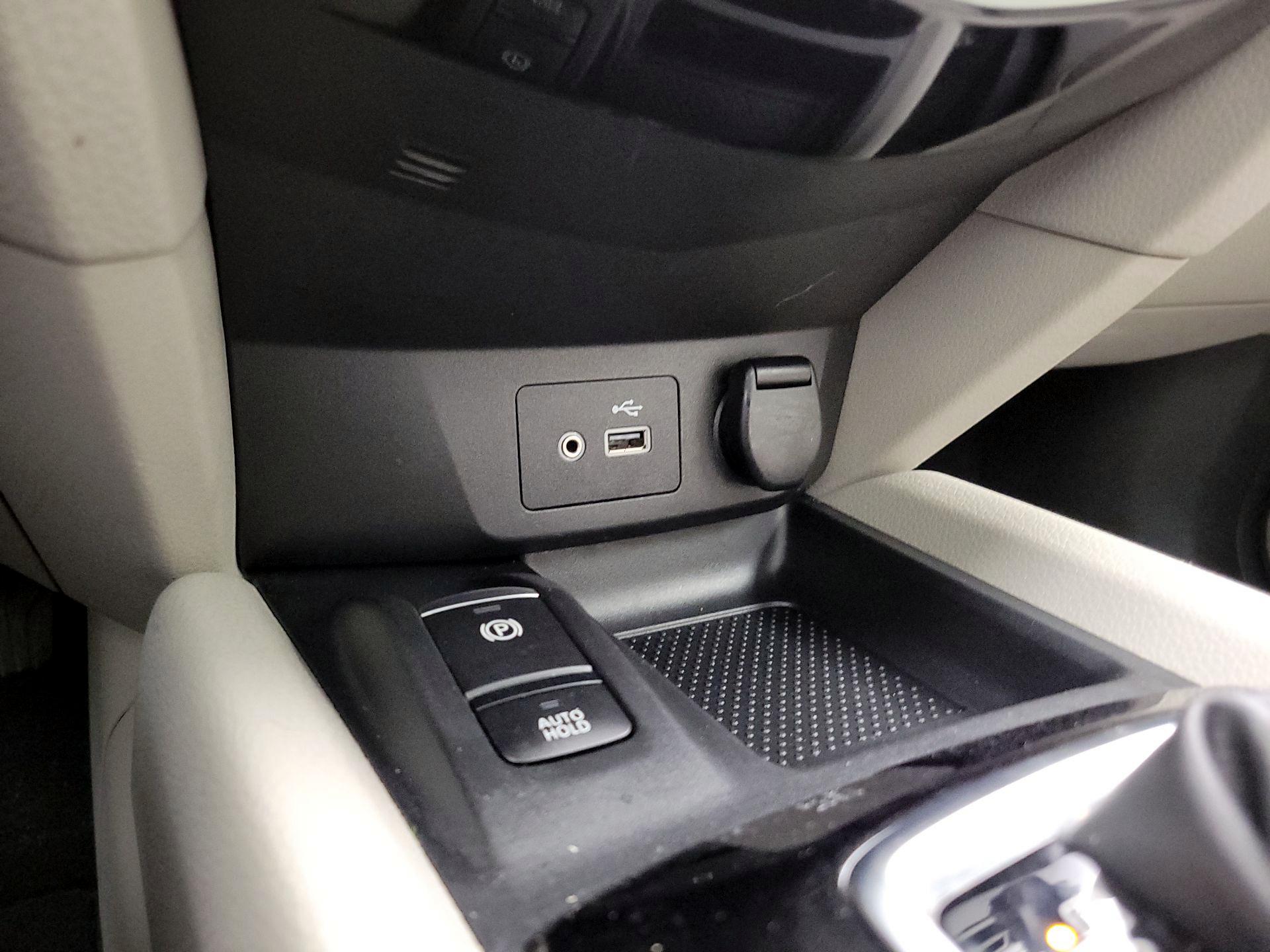 Thumbnail: 2022 Nissan Rogue Sport - 19