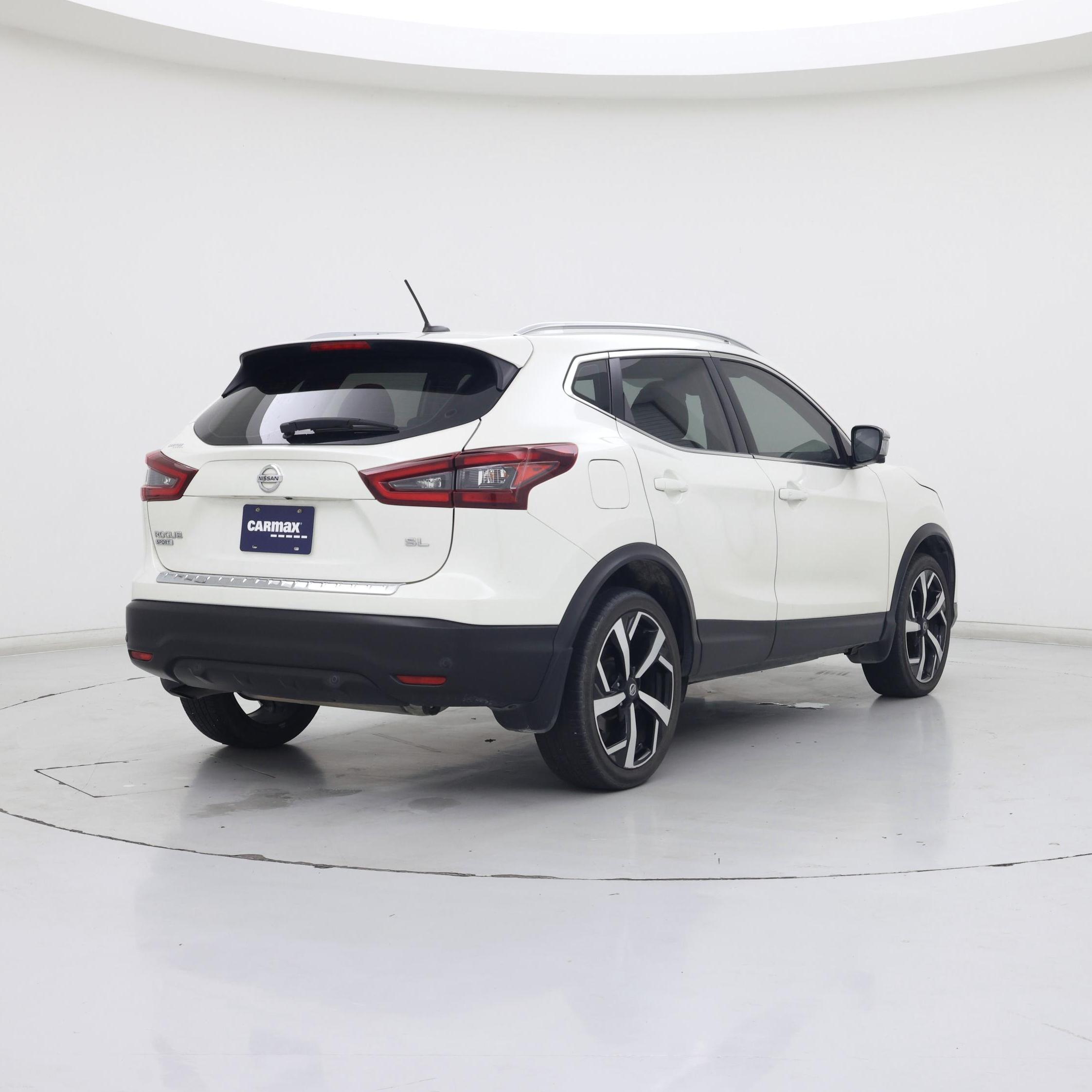Thumbnail: 2022 Nissan Rogue Sport - 8