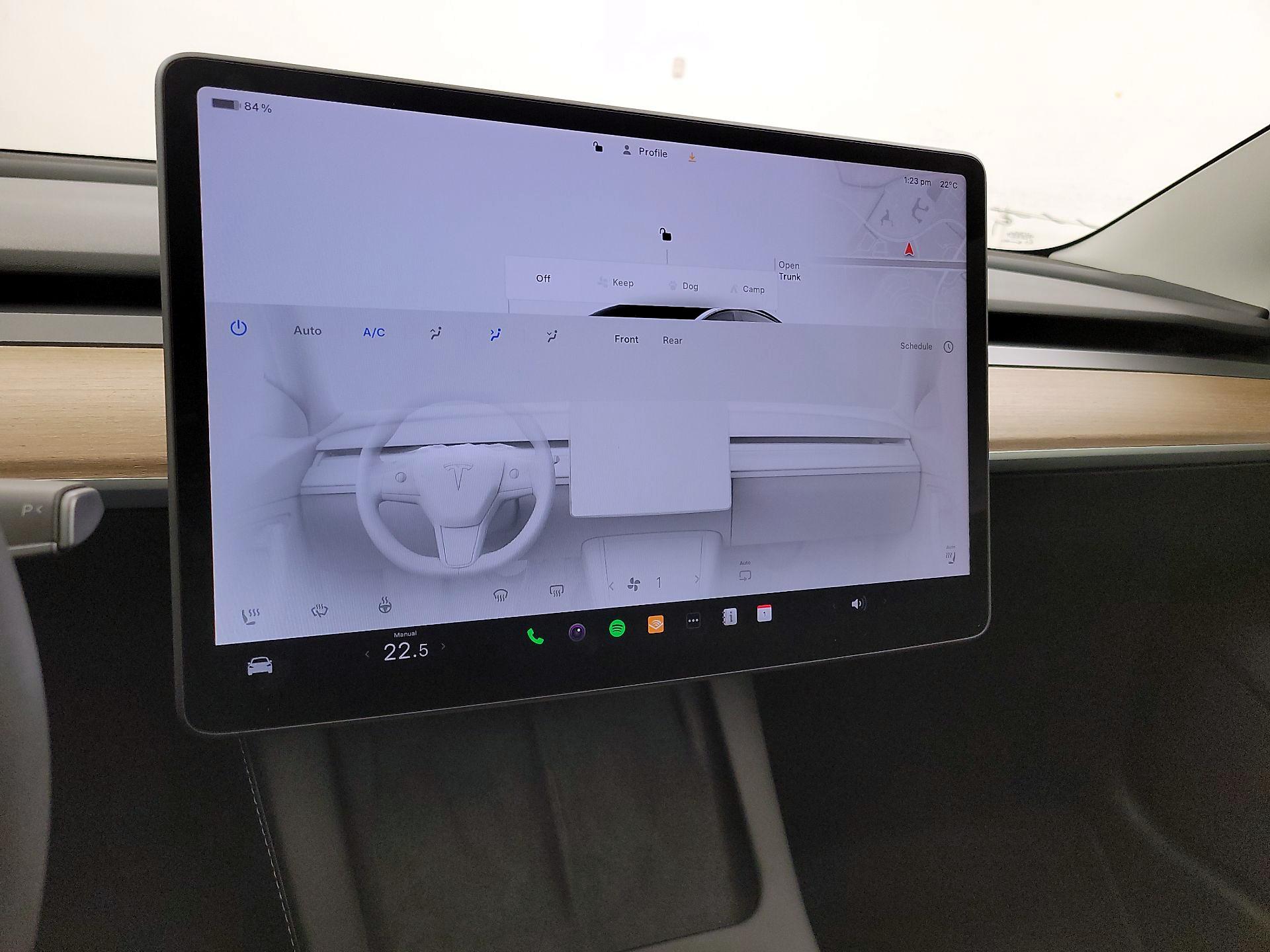 Thumbnail: 2023 Tesla Model 3 - 16