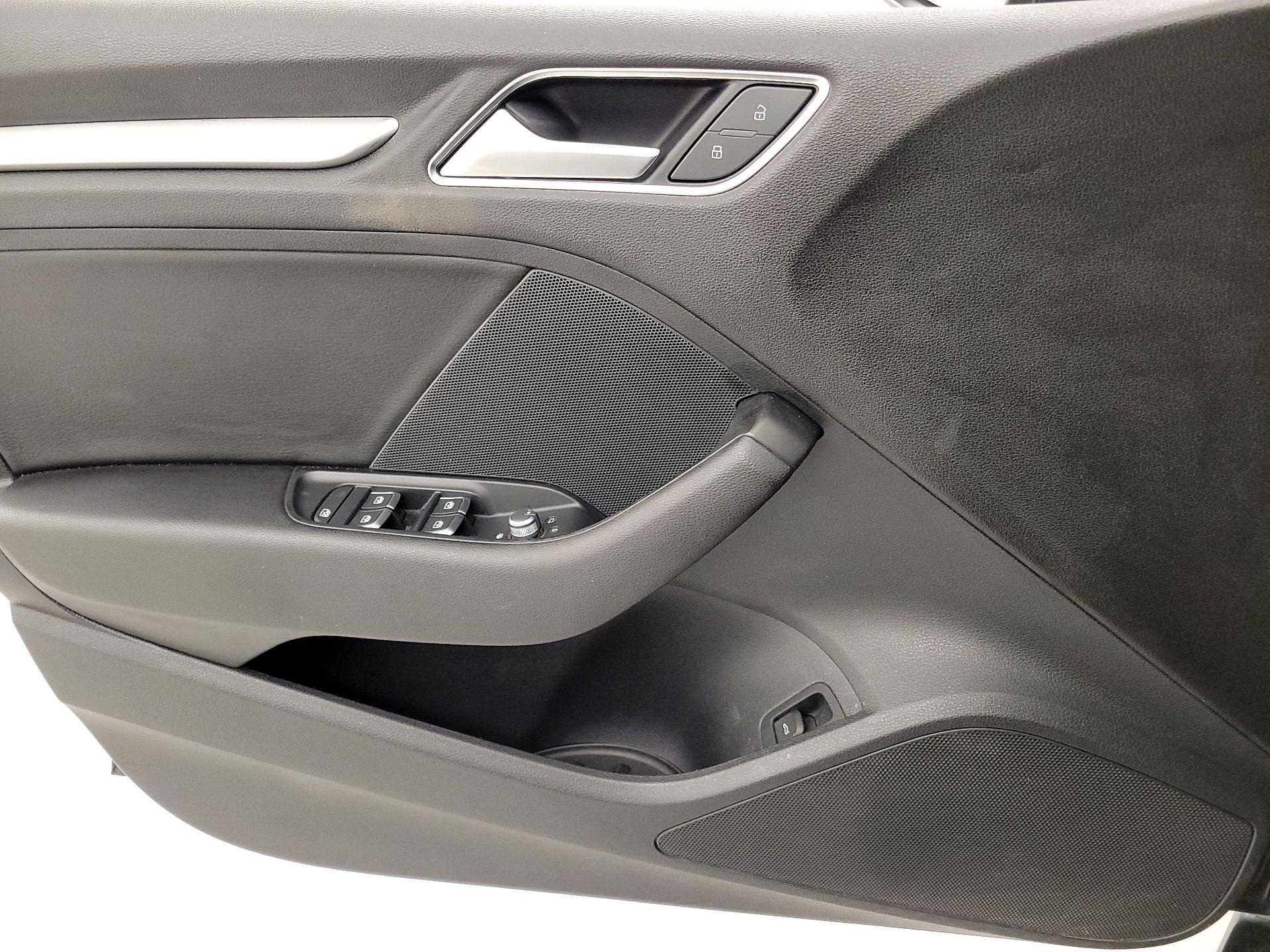 Thumbnail: 2017 Audi A3 - 12