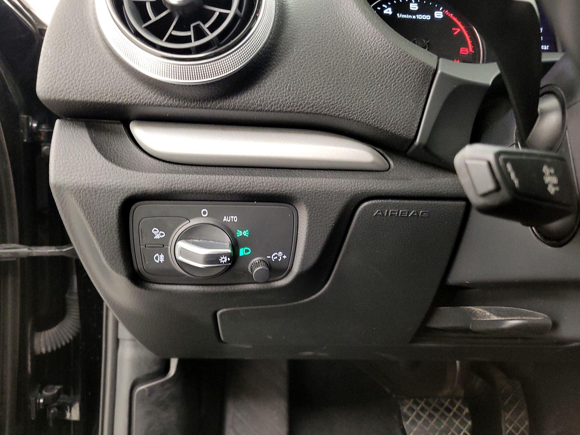 Thumbnail: 2017 Audi A3 - 13