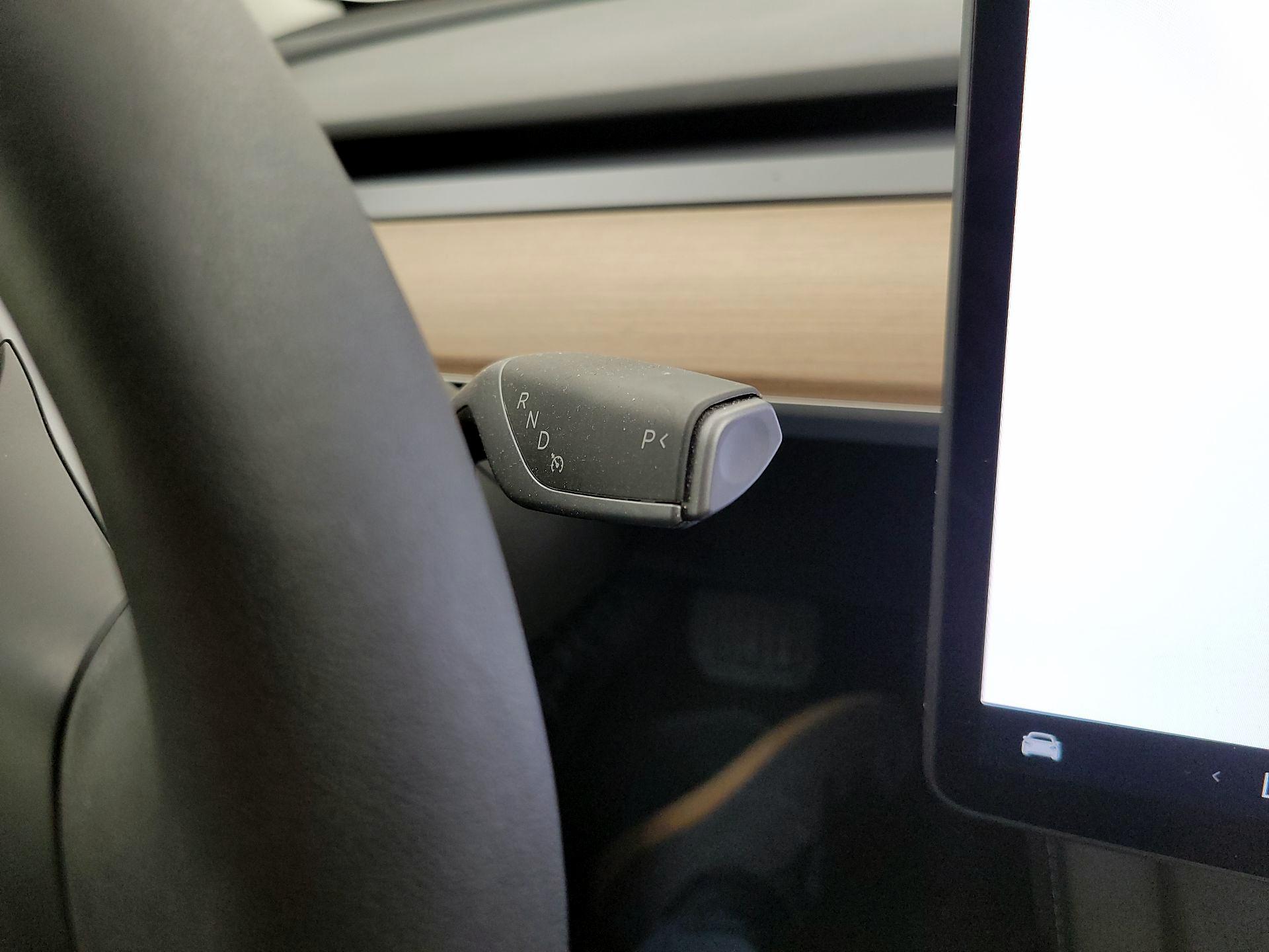 Thumbnail: 2023 Tesla Model 3 - 17