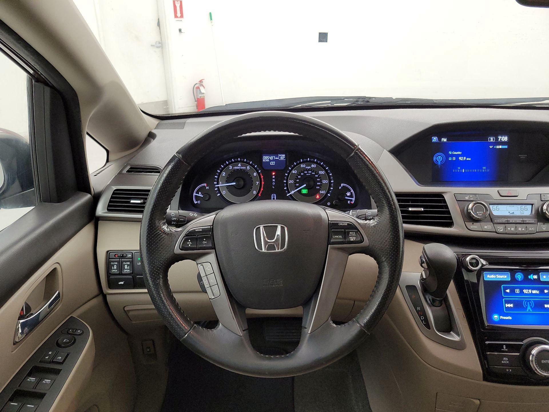 Thumbnail: 2017 Honda Odyssey - 10