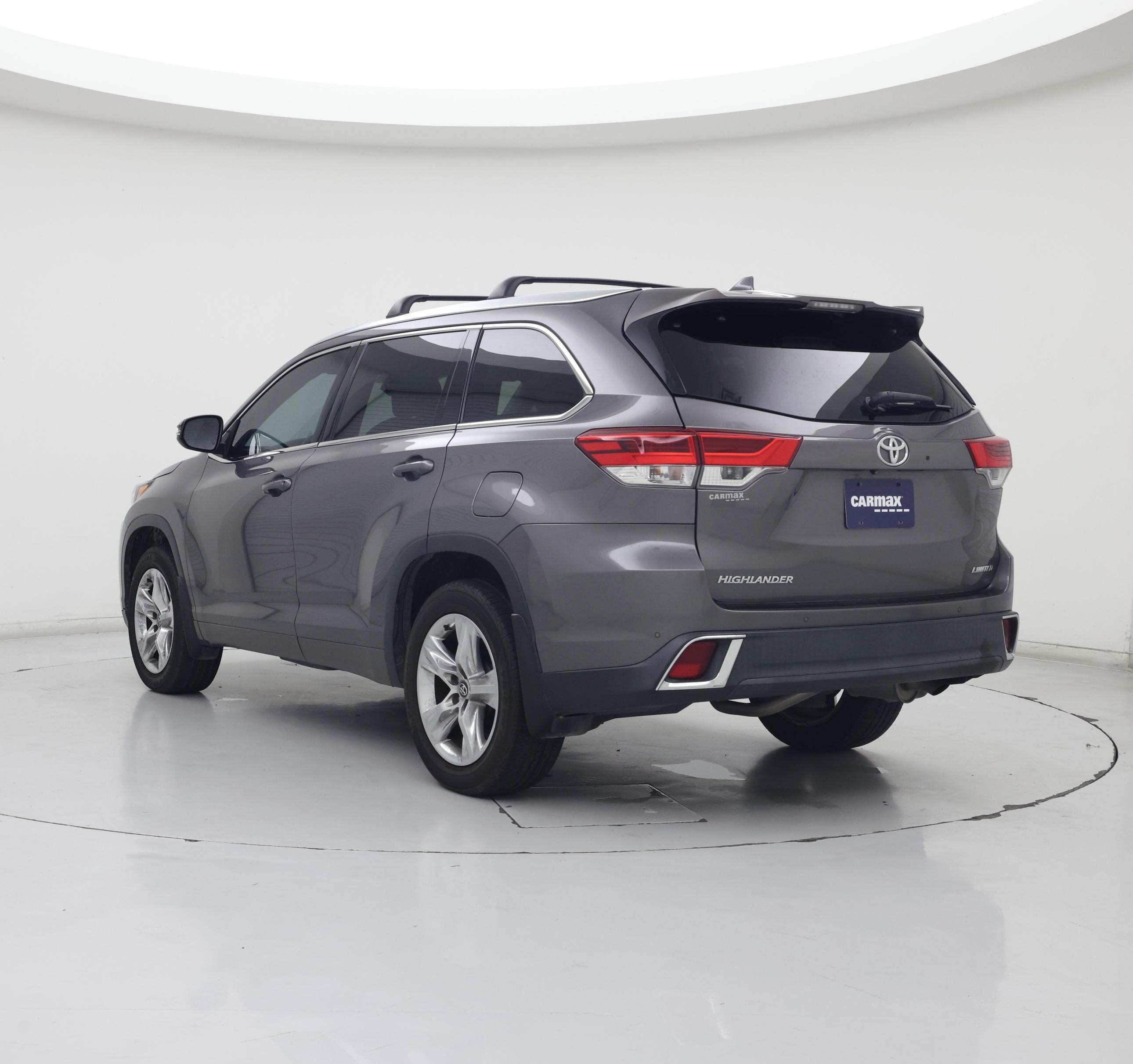 Thumbnail: 2018 Toyota Highlander - 2