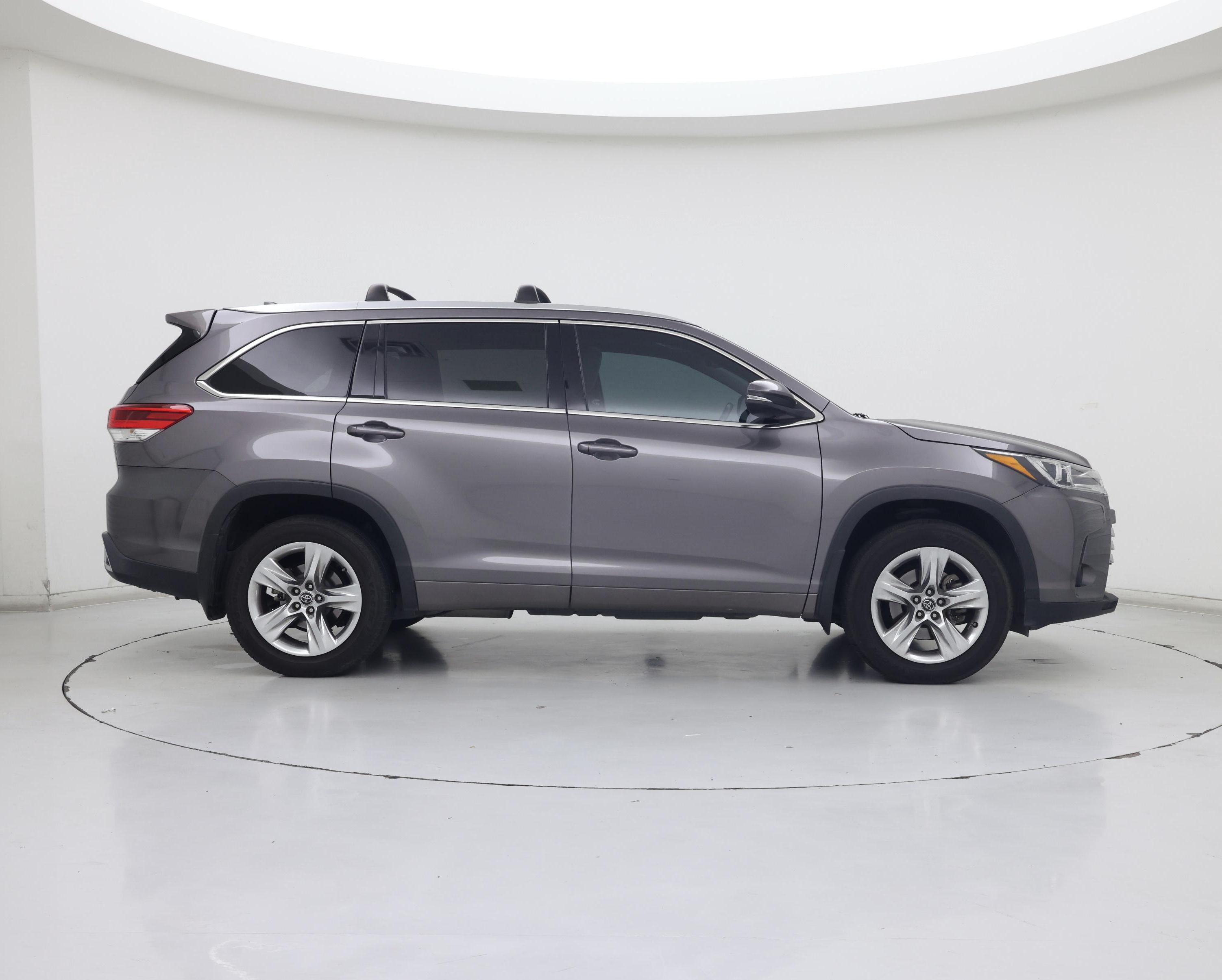 Thumbnail: 2018 Toyota Highlander - 7