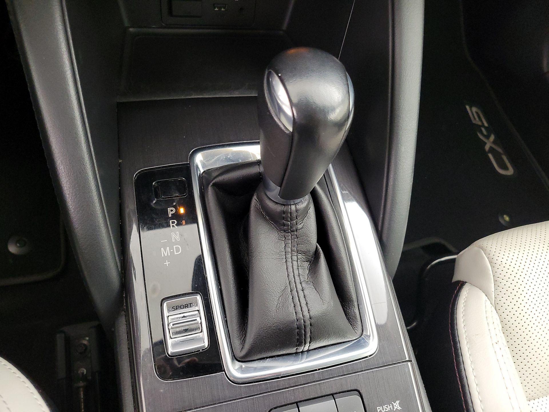 Thumbnail: 2016 Mazda CX-5 - 17