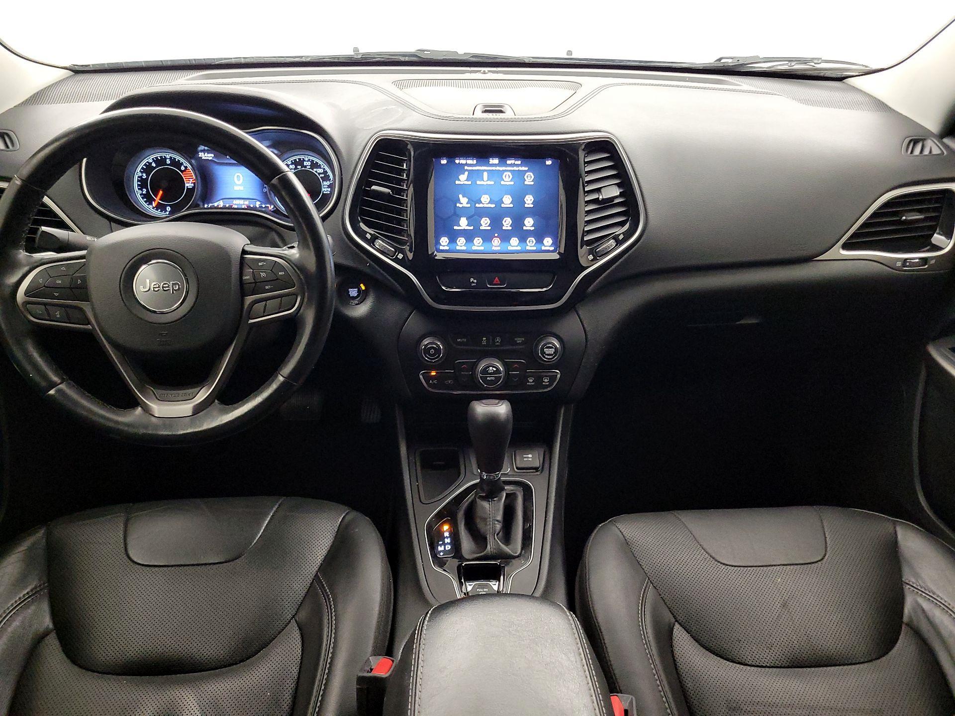 Thumbnail: 2020 Jeep Cherokee - 9