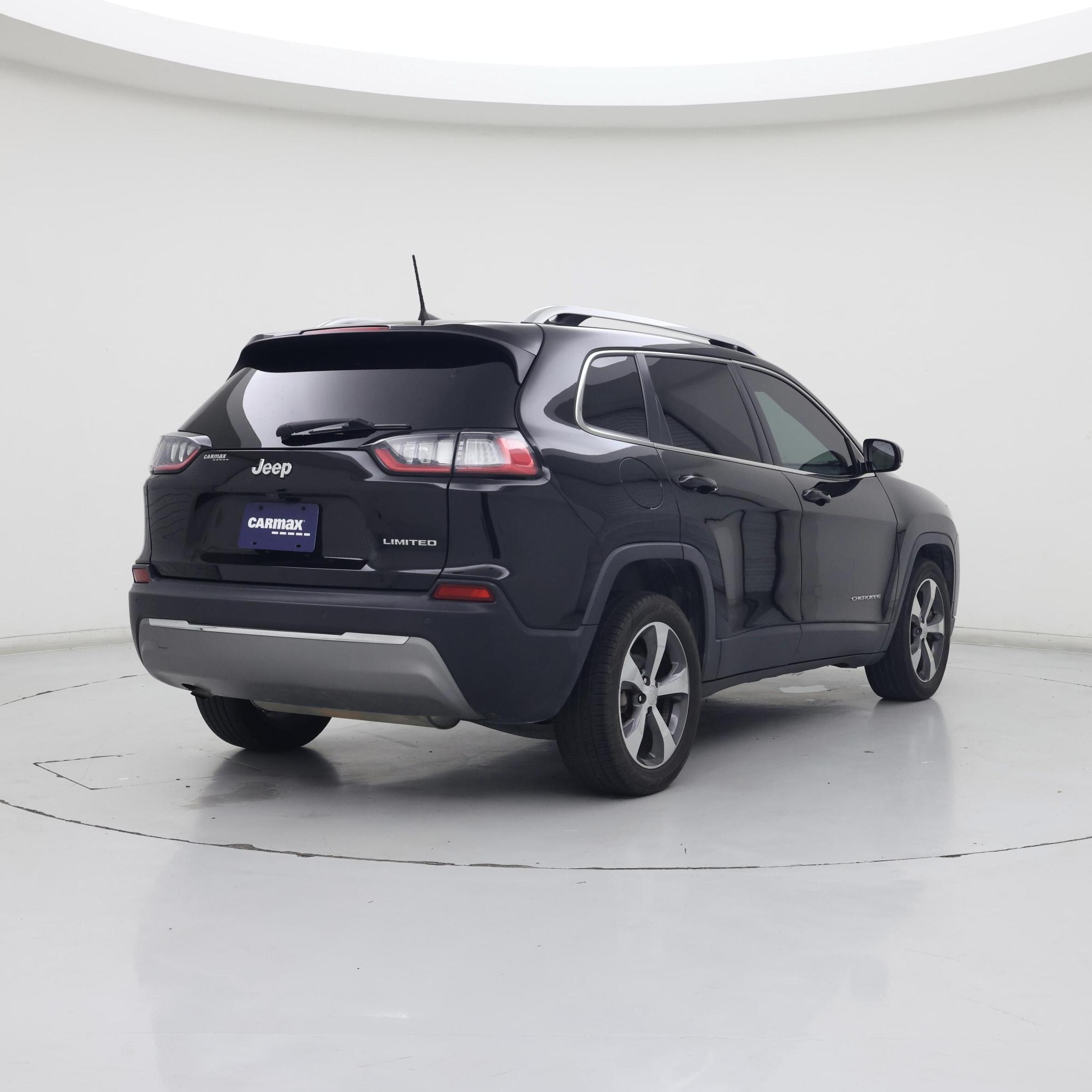 Thumbnail: 2020 Jeep Cherokee - 8