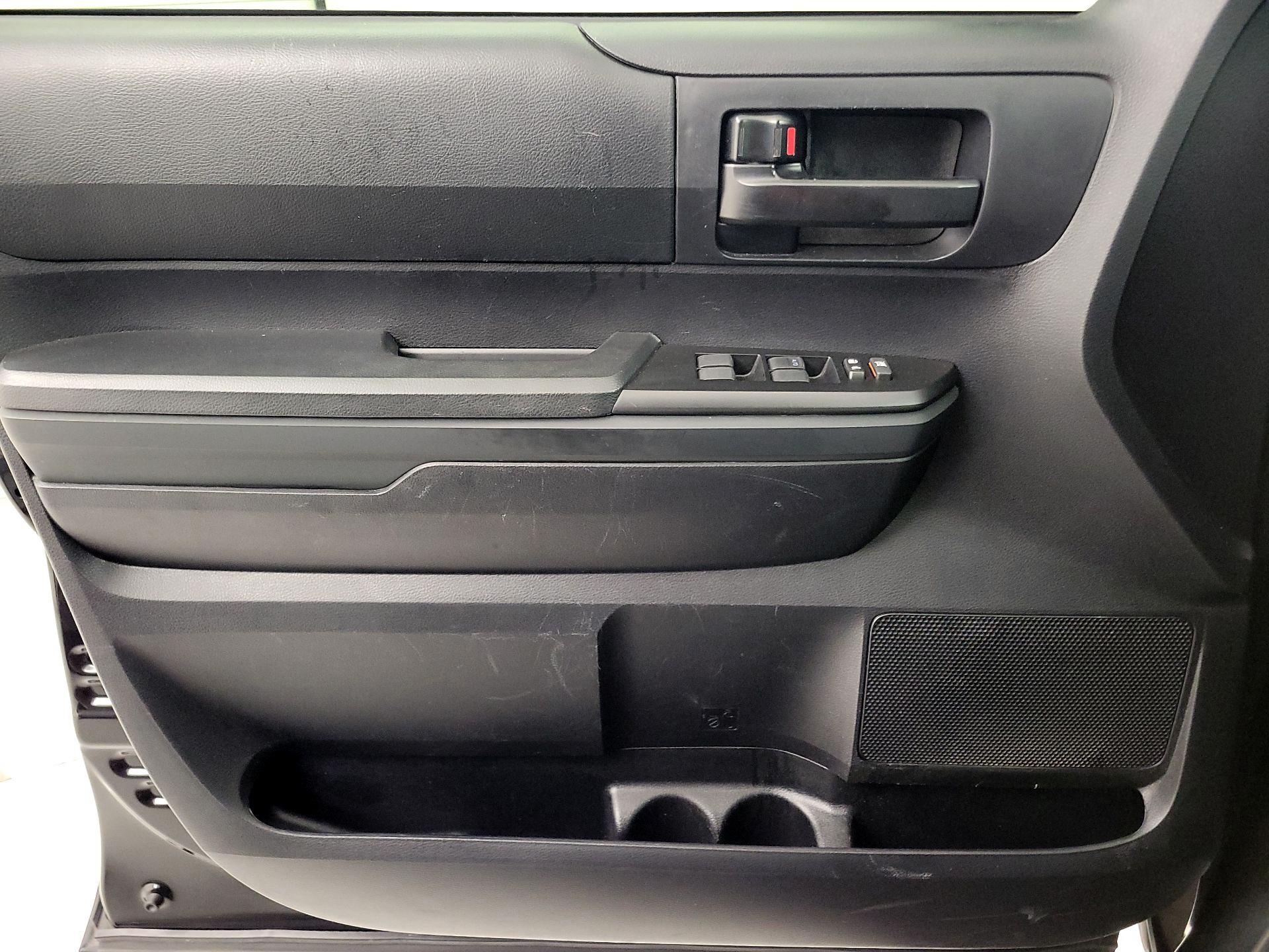 Thumbnail: 2021 Toyota Tundra - 12