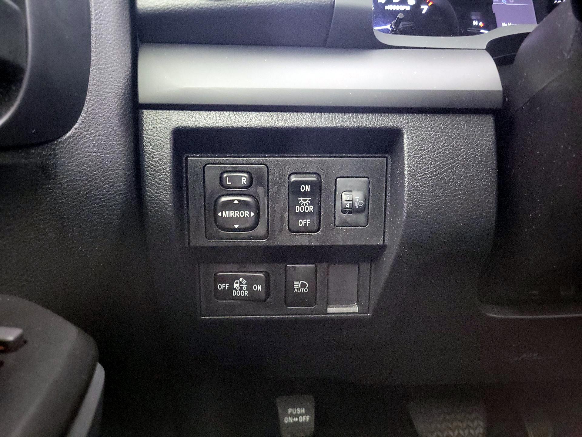 Thumbnail: 2021 Toyota Tundra - 13