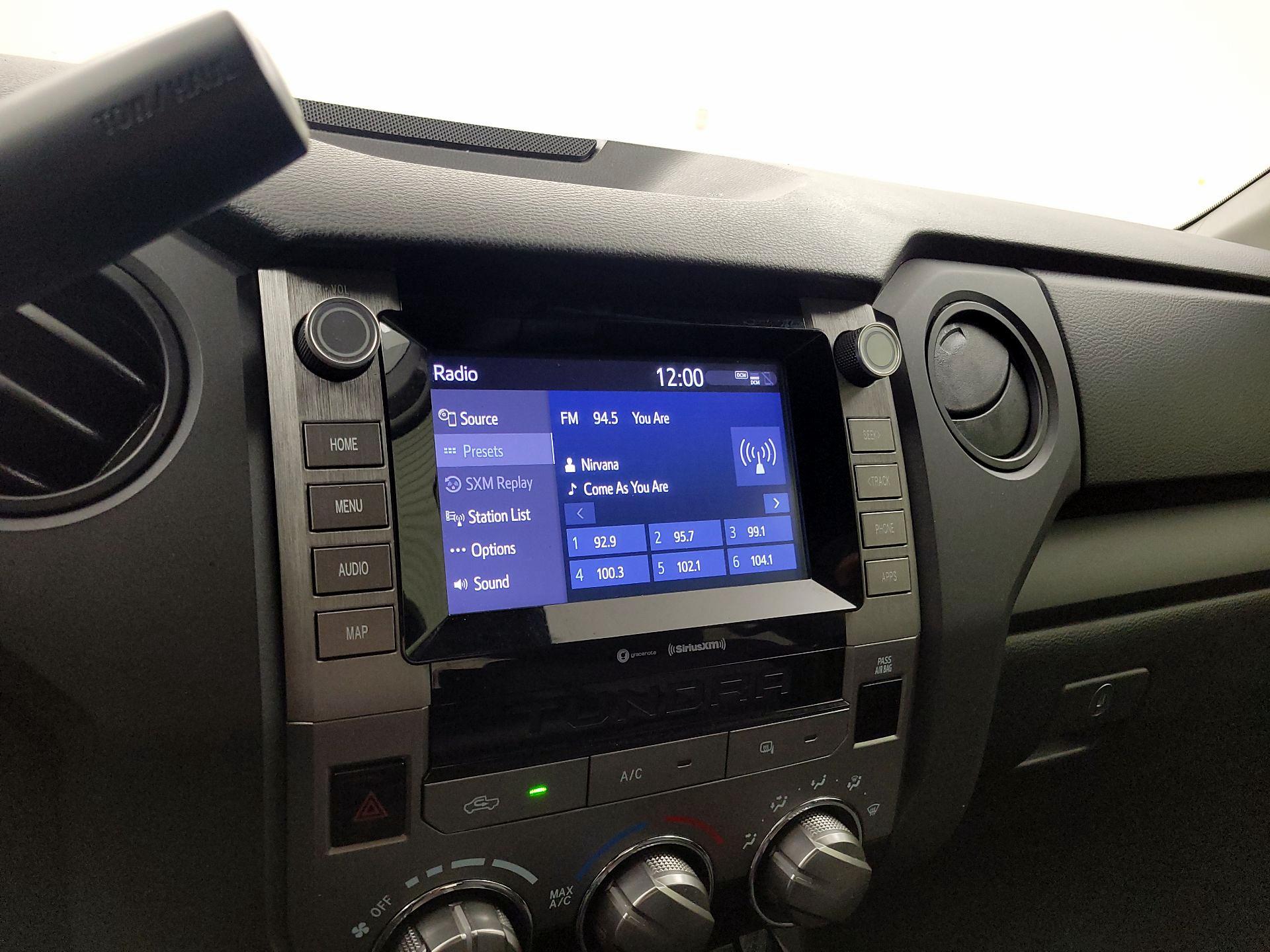 Thumbnail: 2021 Toyota Tundra - 15