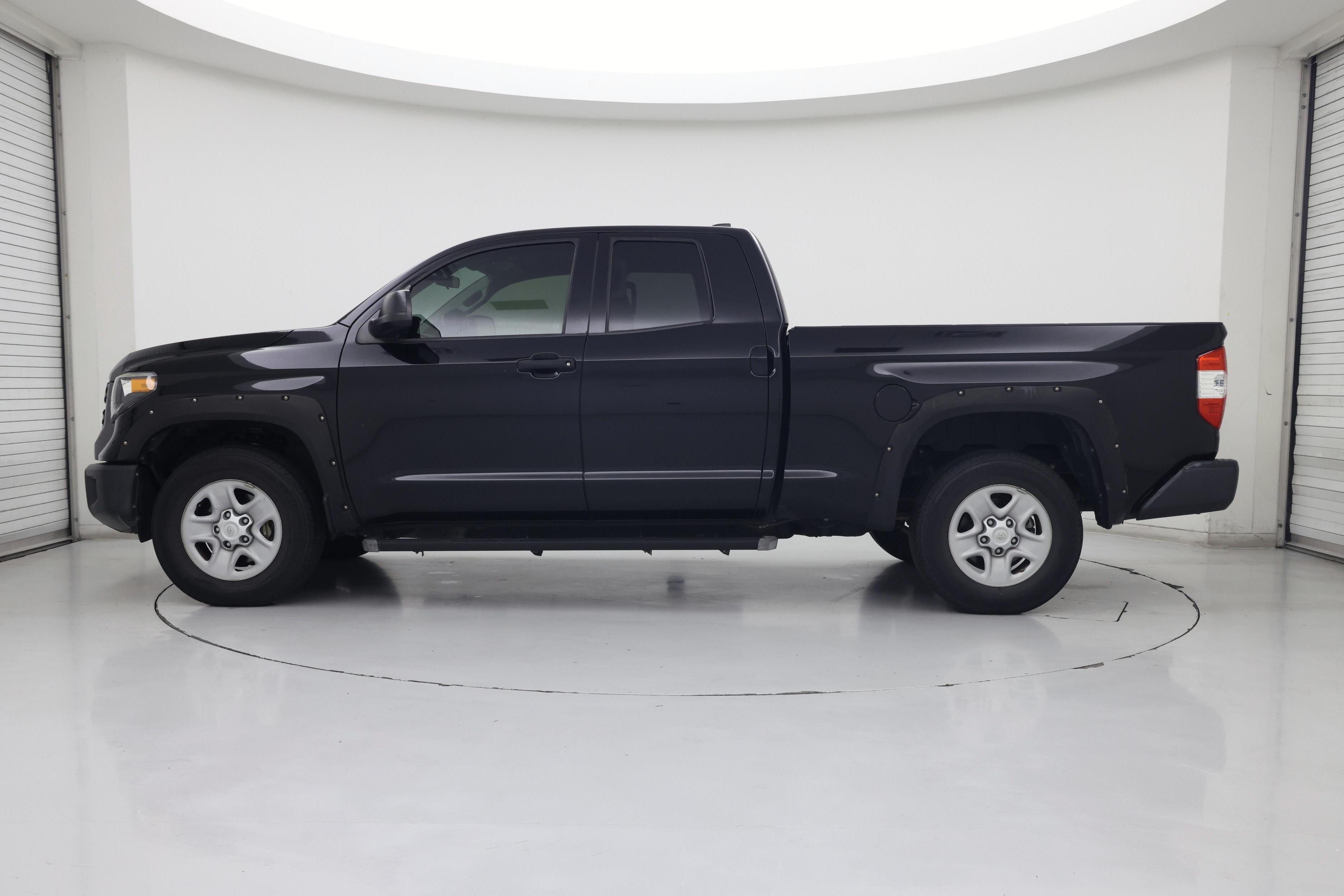 Thumbnail: 2021 Toyota Tundra - 3